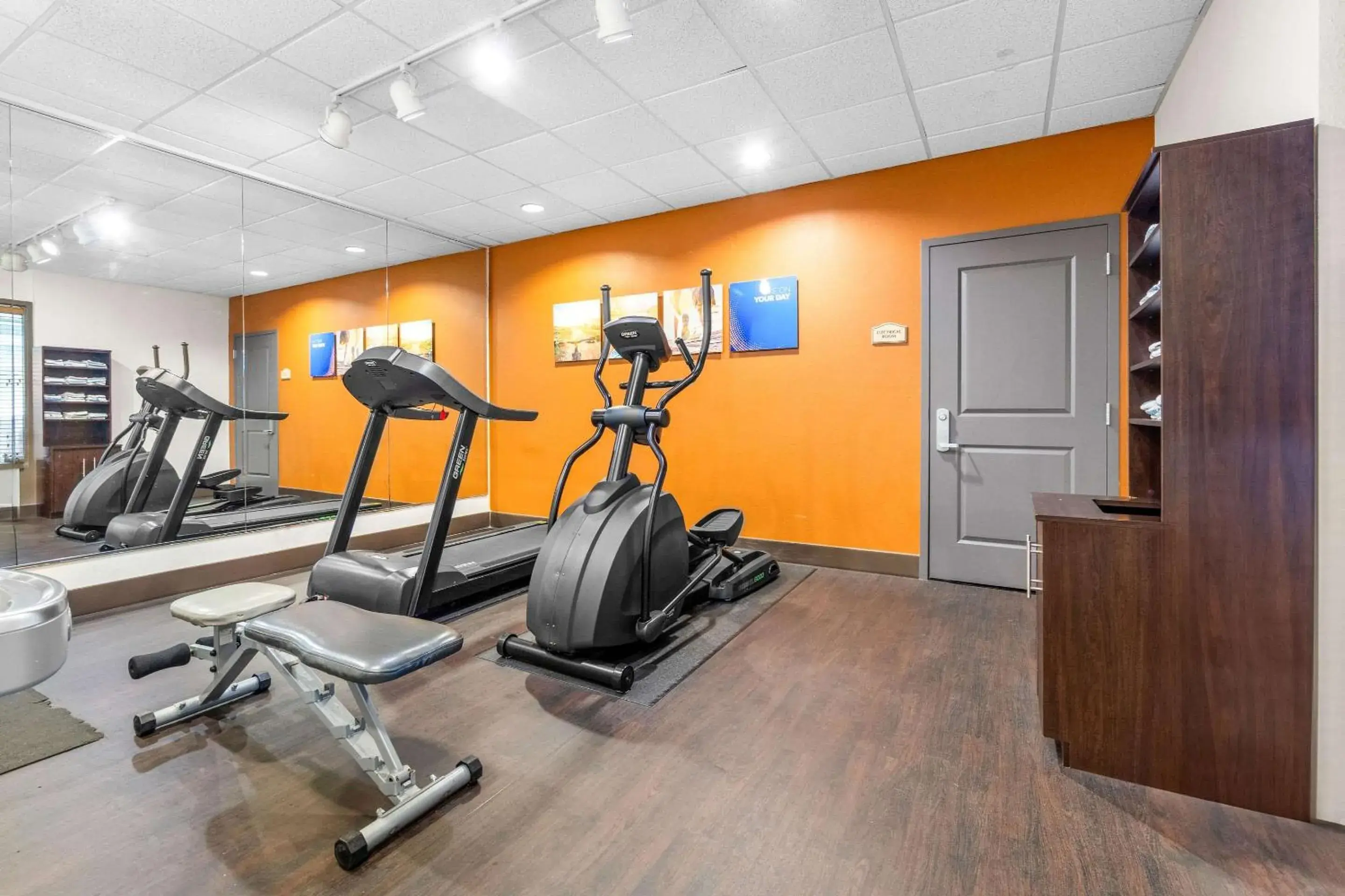 Fitness centre/facilities in Comfort Suites Jackson I-40 Fitness centre/facilities in Comfort Suites Jackson I-40