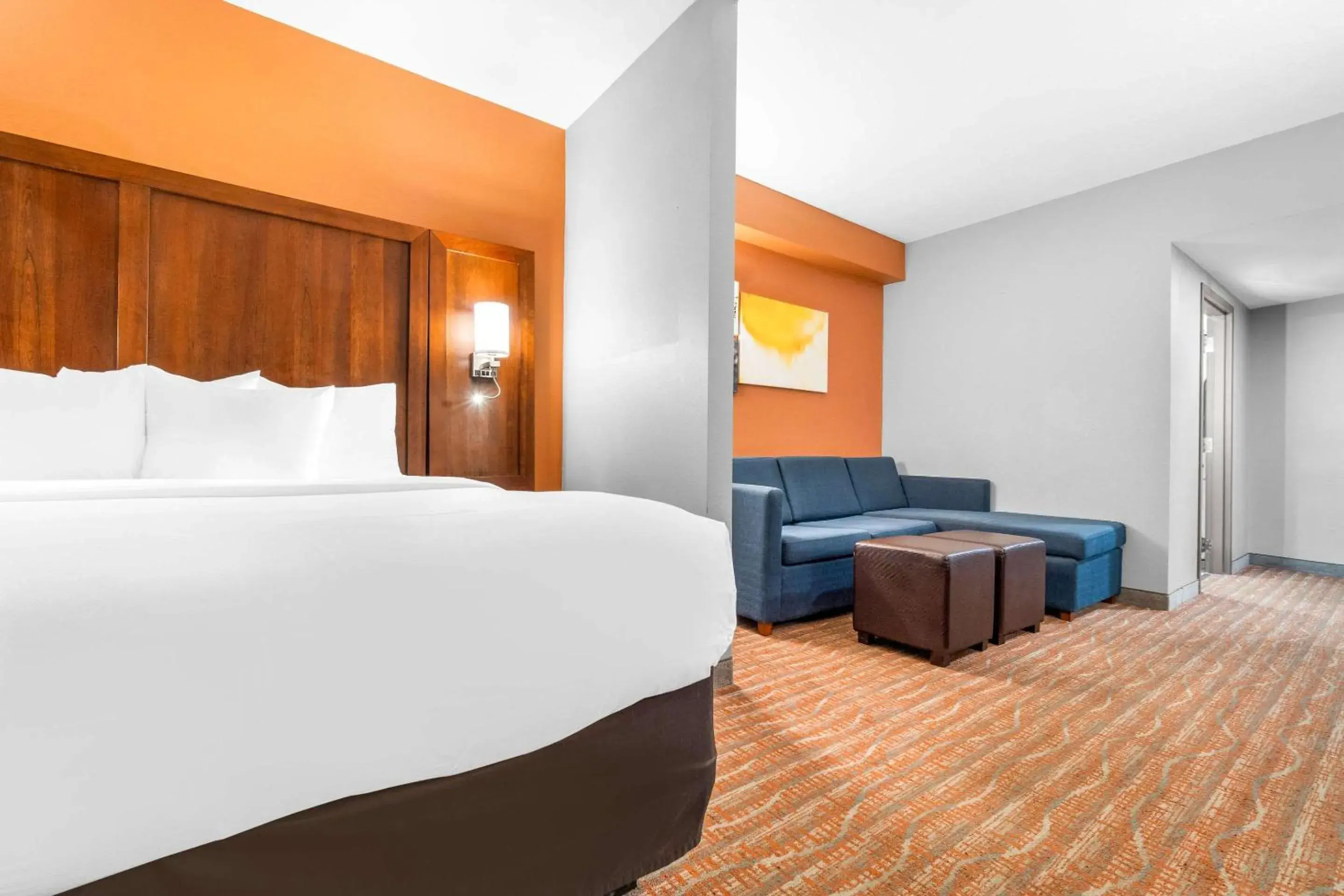 Bedroom, Bed in Comfort Suites Jackson I-40 Bedroom, Bed in Comfort Suites Jackson I-40