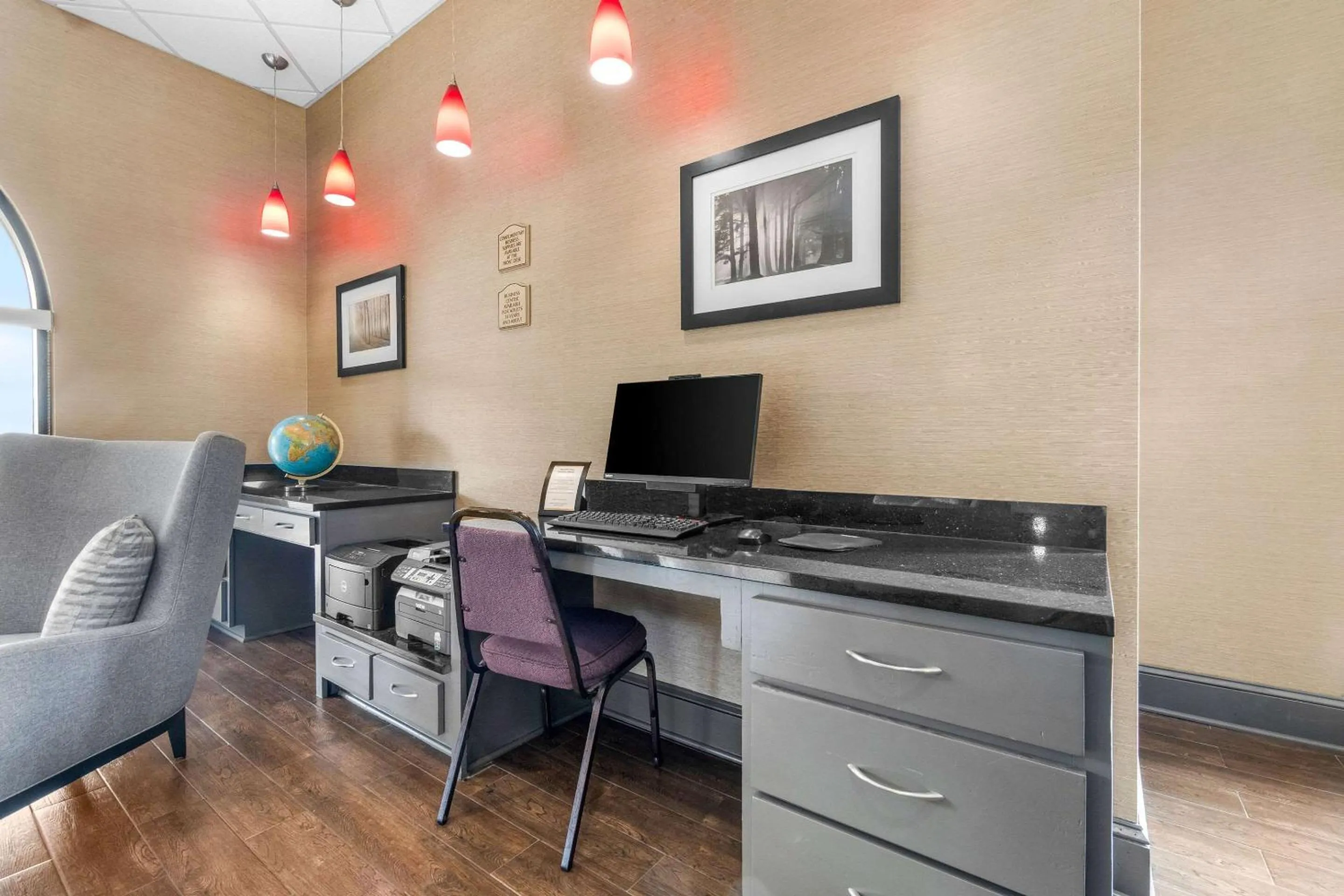 Business facilities in Comfort Suites Jackson I-40