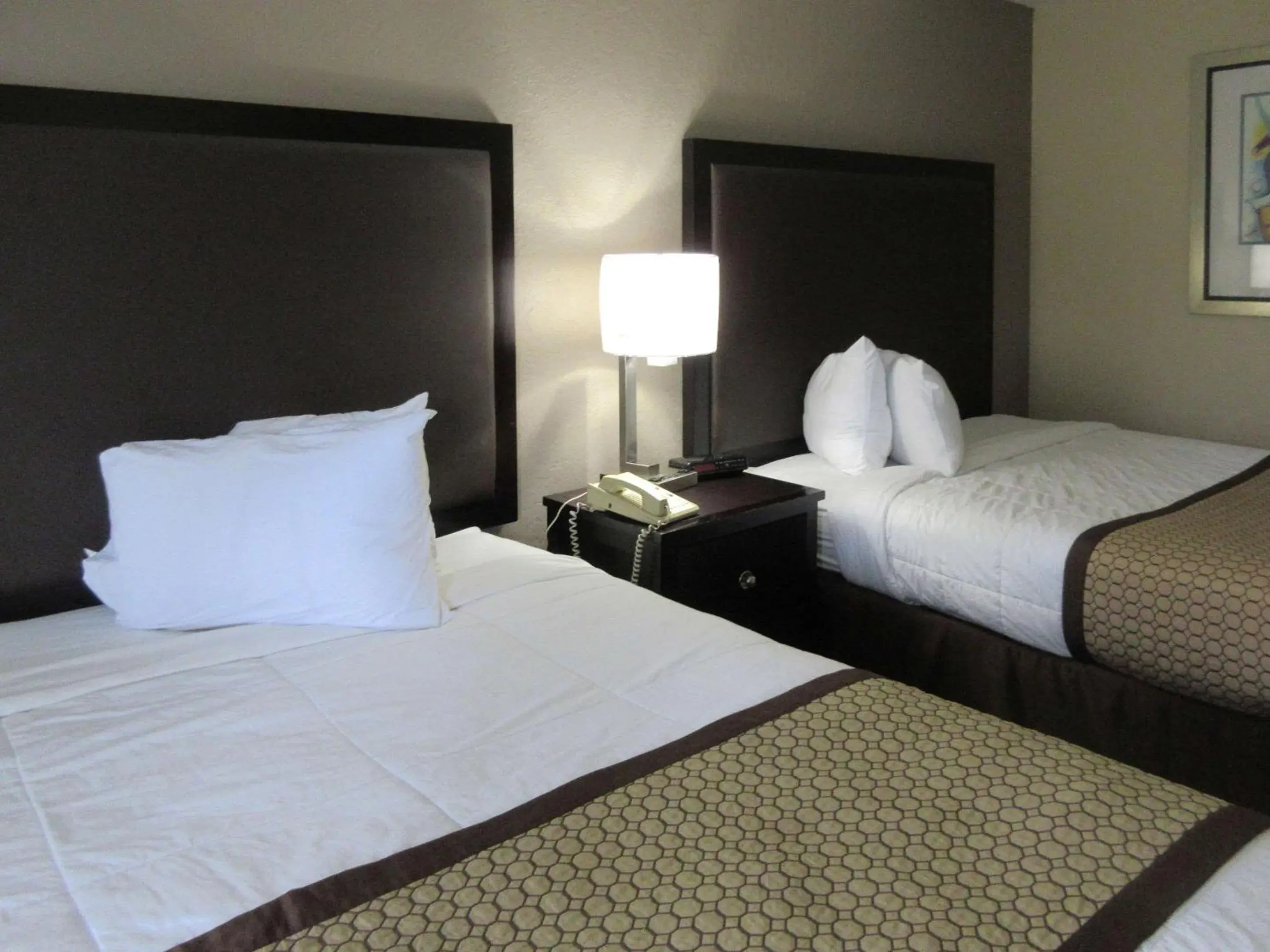 Bedroom, Bed in Quality Inn Bedroom, Bed in Quality Inn