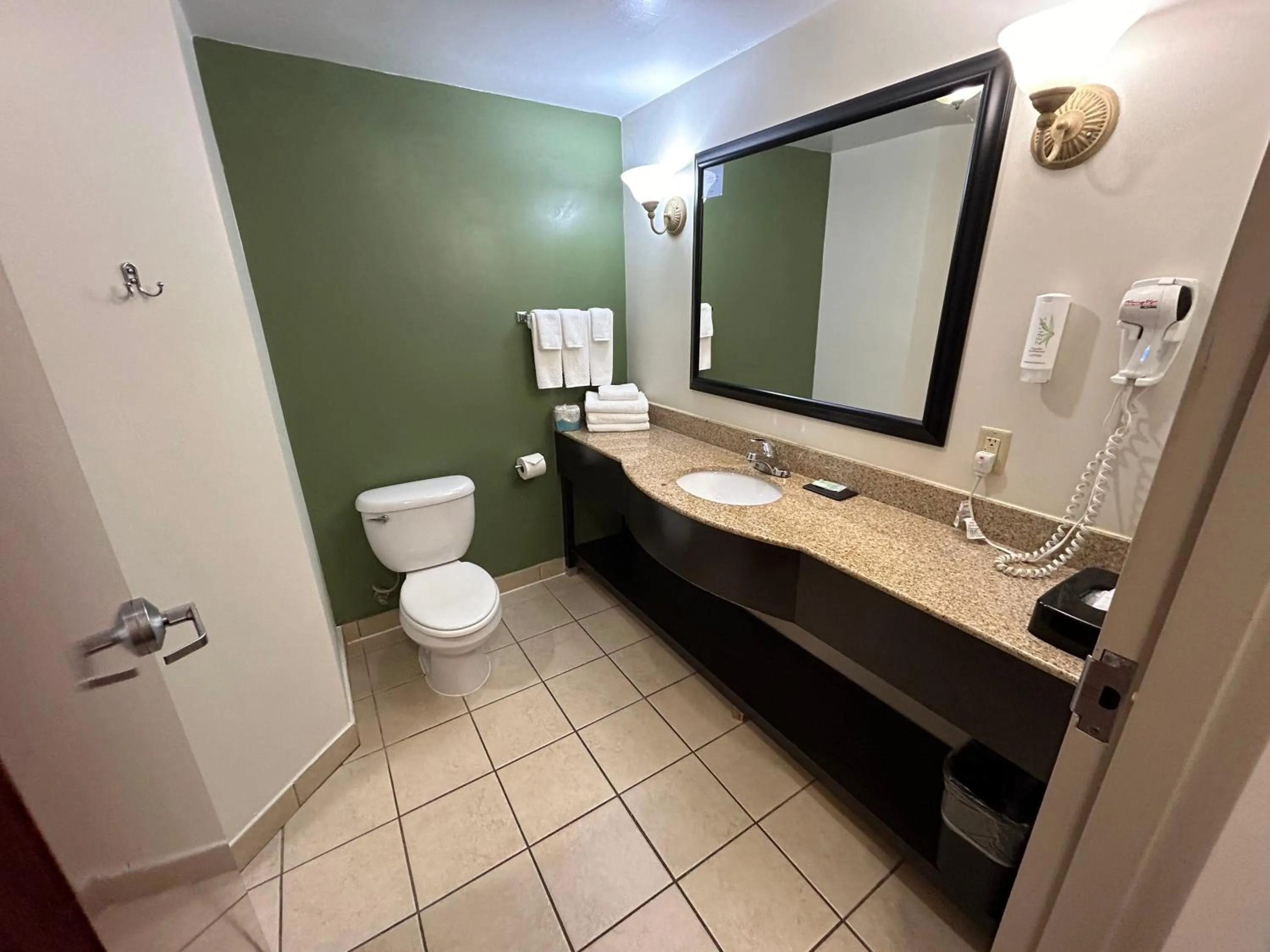 Shower in Sleep Inn & Suites Manchester near Arnold AFB