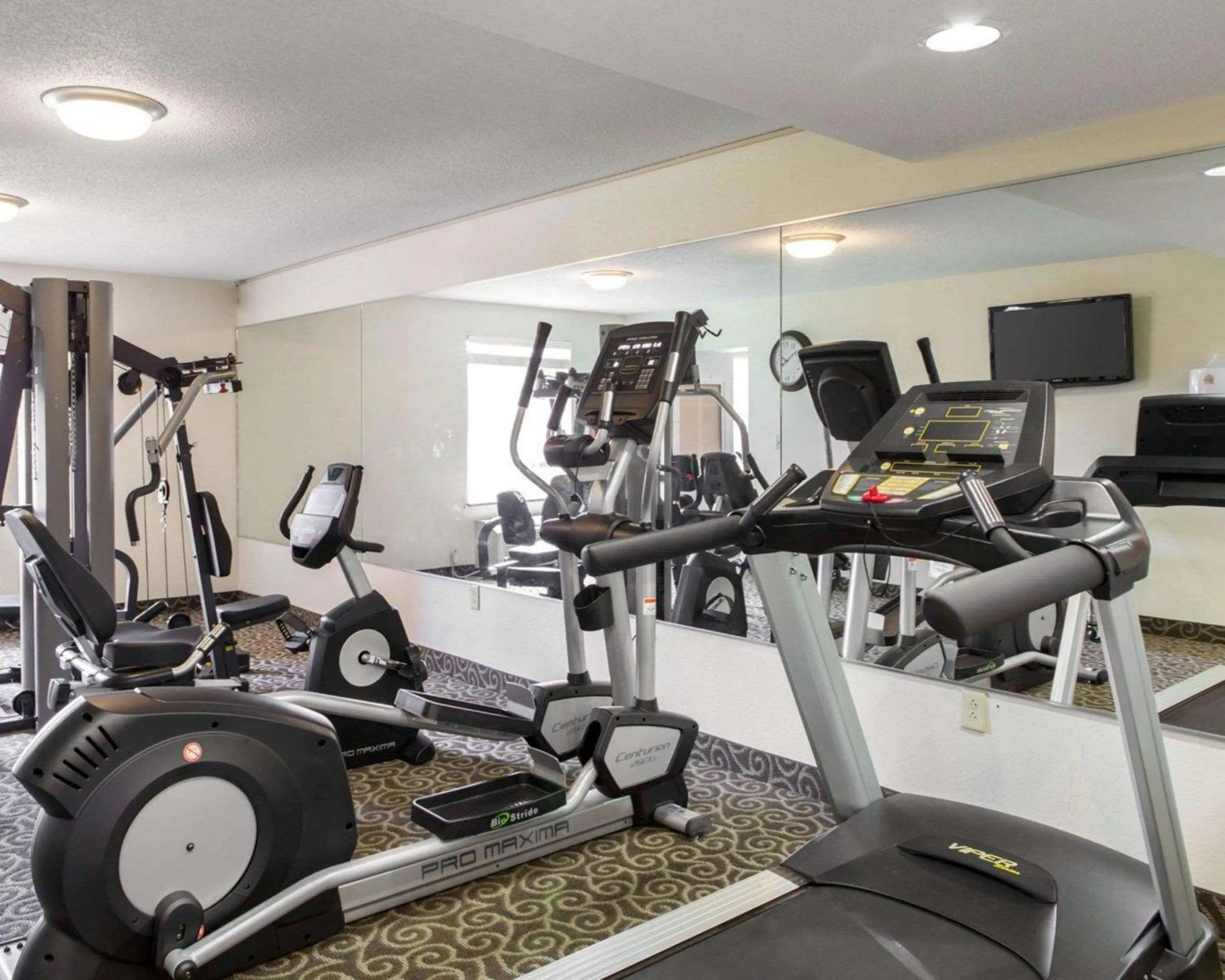Fitness centre/facilities in MainStay Suites Knoxville North I-75