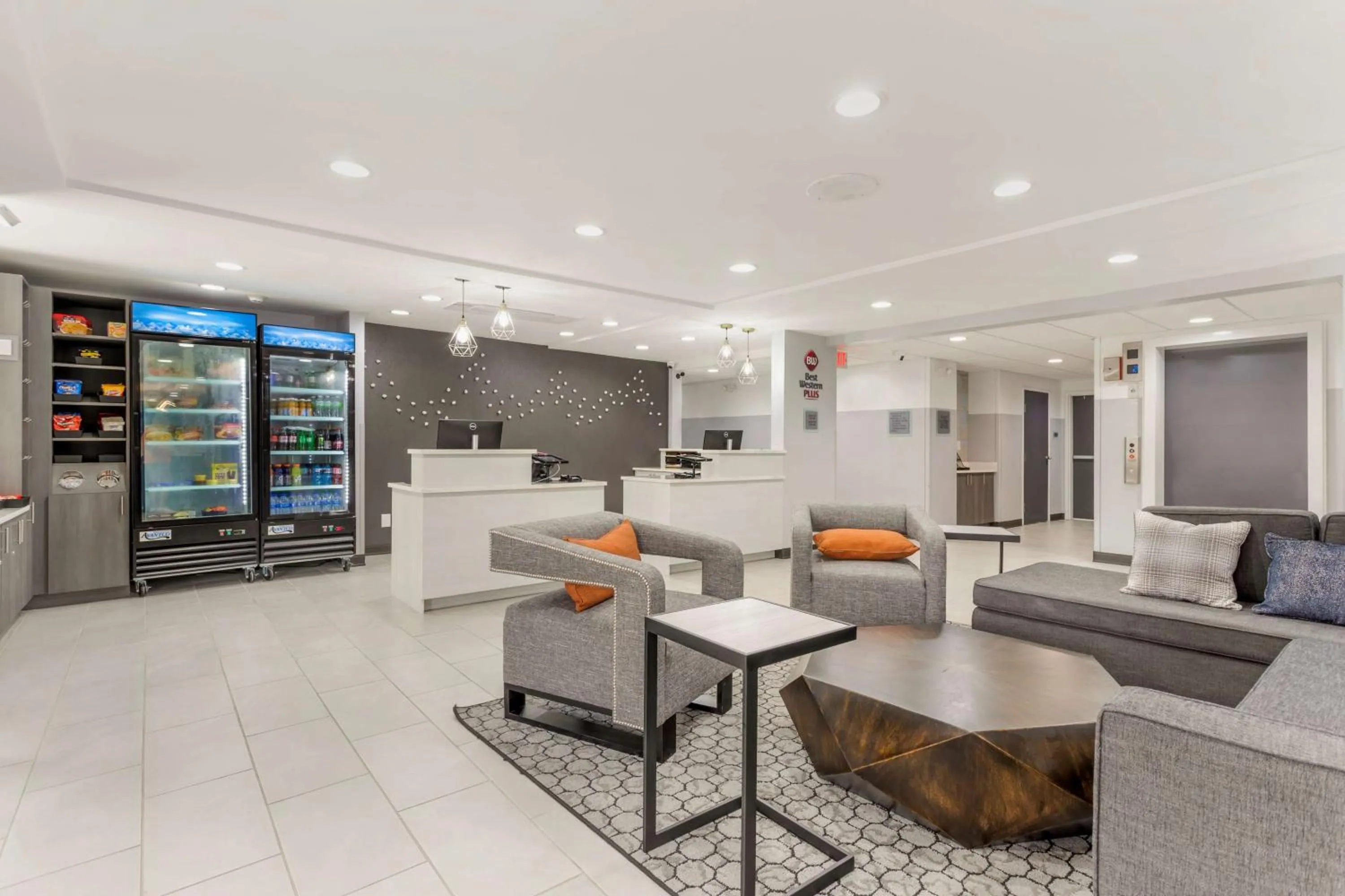 Lobby or reception in Best Western Plus Magnolia Inn & Suites