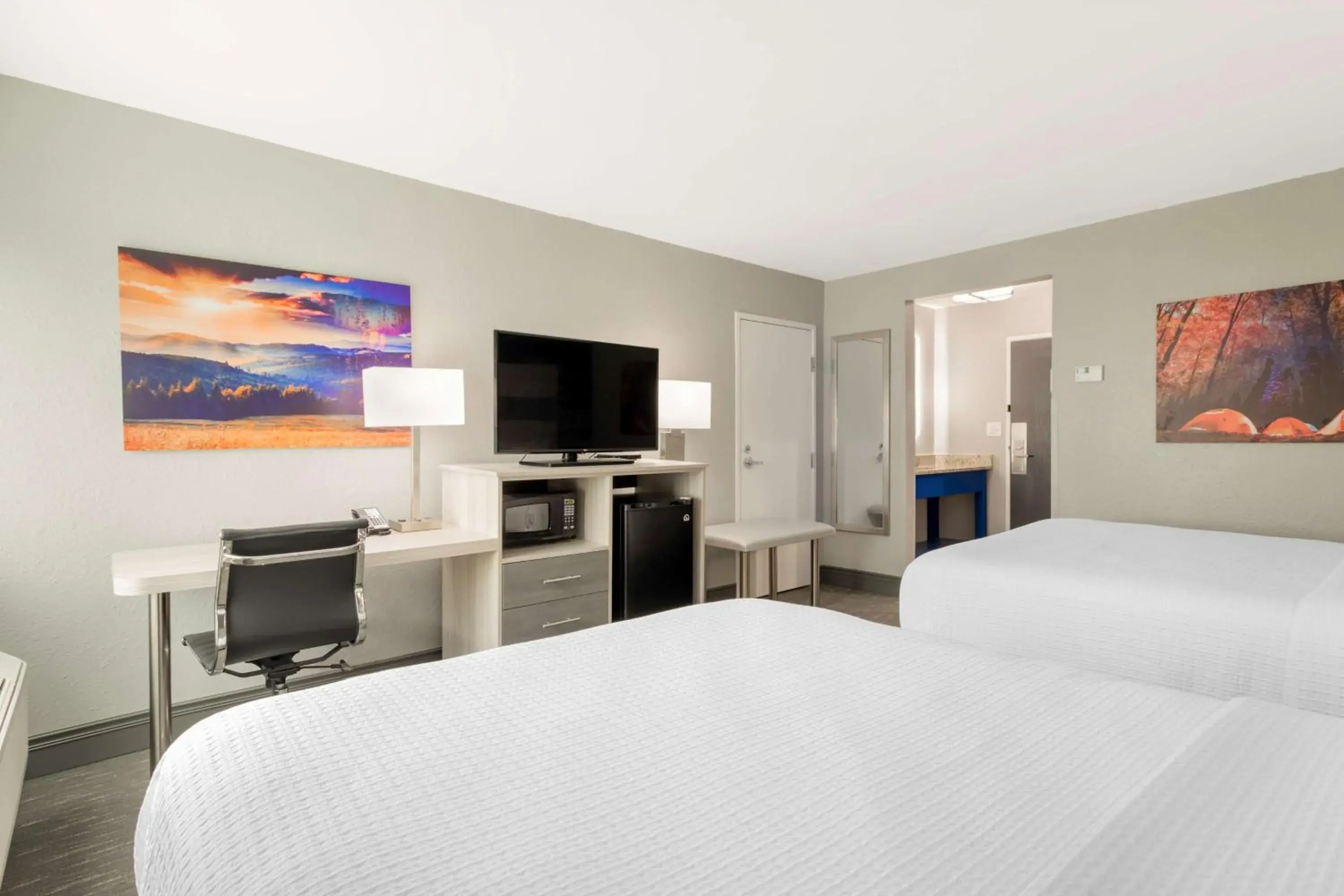 Bedroom, Bed in Best Western Plus Magnolia Inn & Suites Bedroom, Bed in Best Western Plus Magnolia Inn & Suites