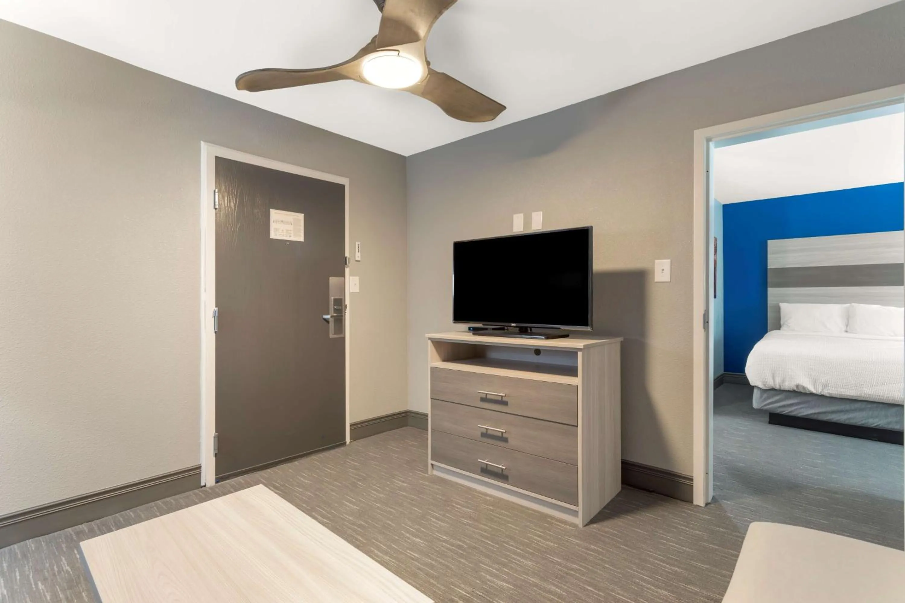 Photo of the whole room, Bed in Best Western Plus Magnolia Inn & Suites