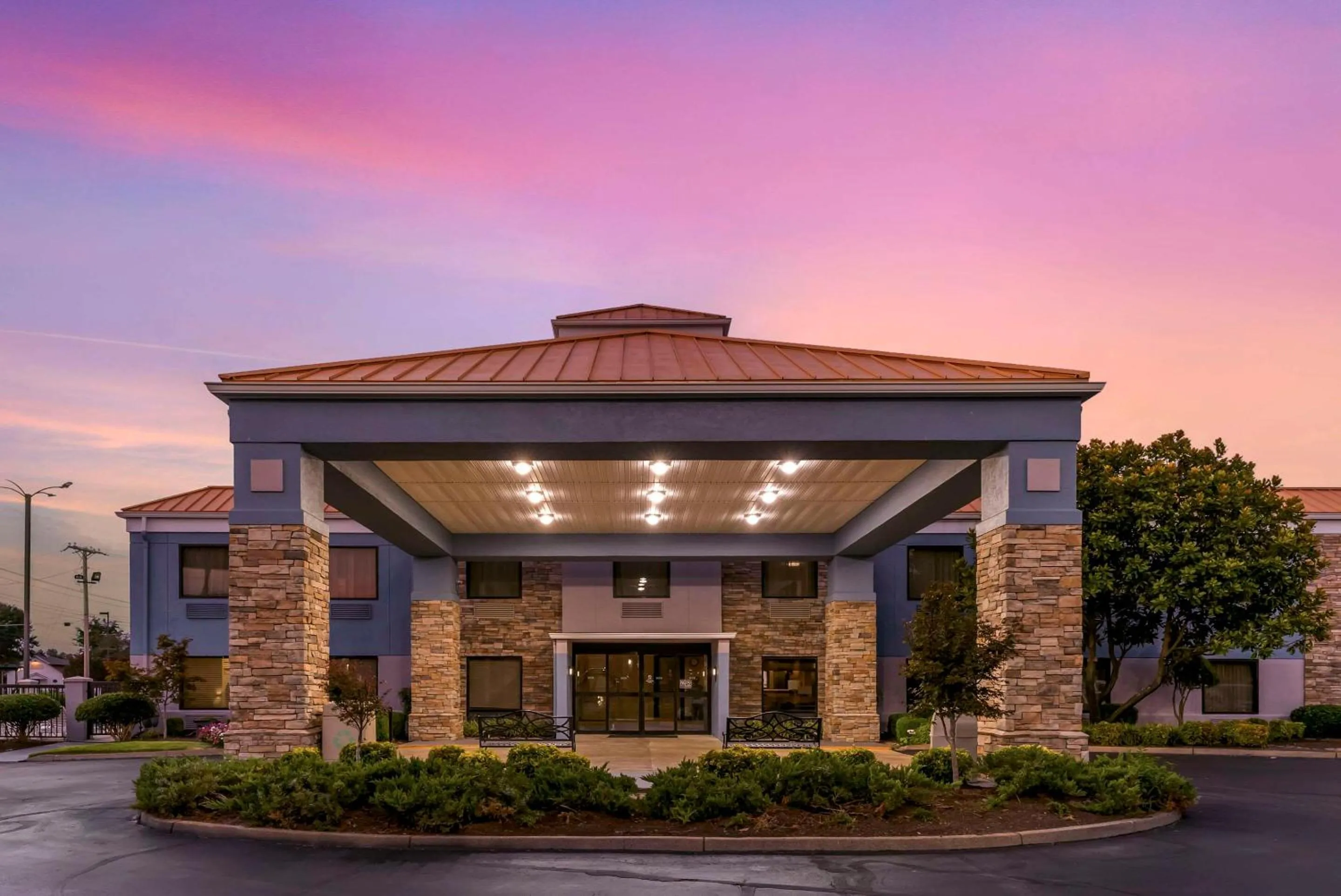 Property building in Comfort Inn Brownsville I-40