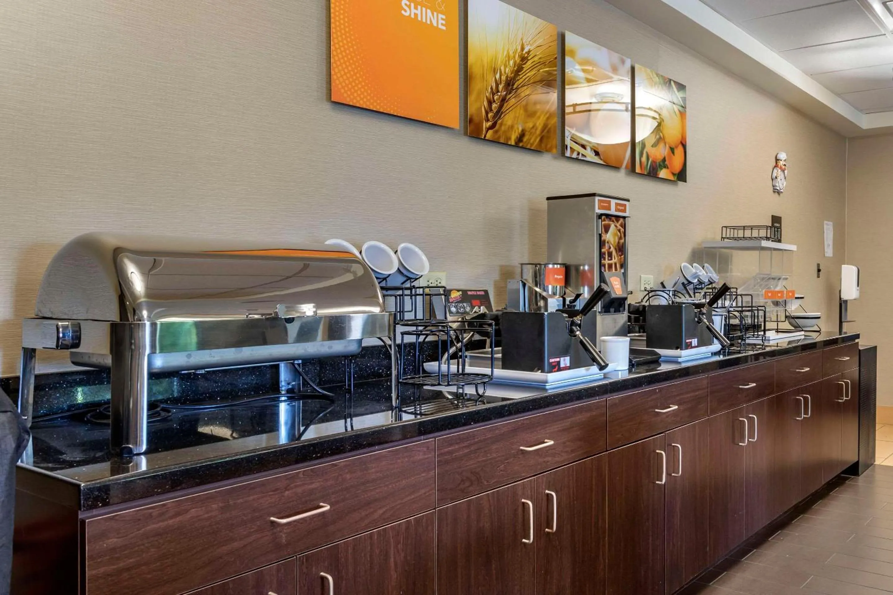 Breakfast in Comfort Inn Athens I - 75