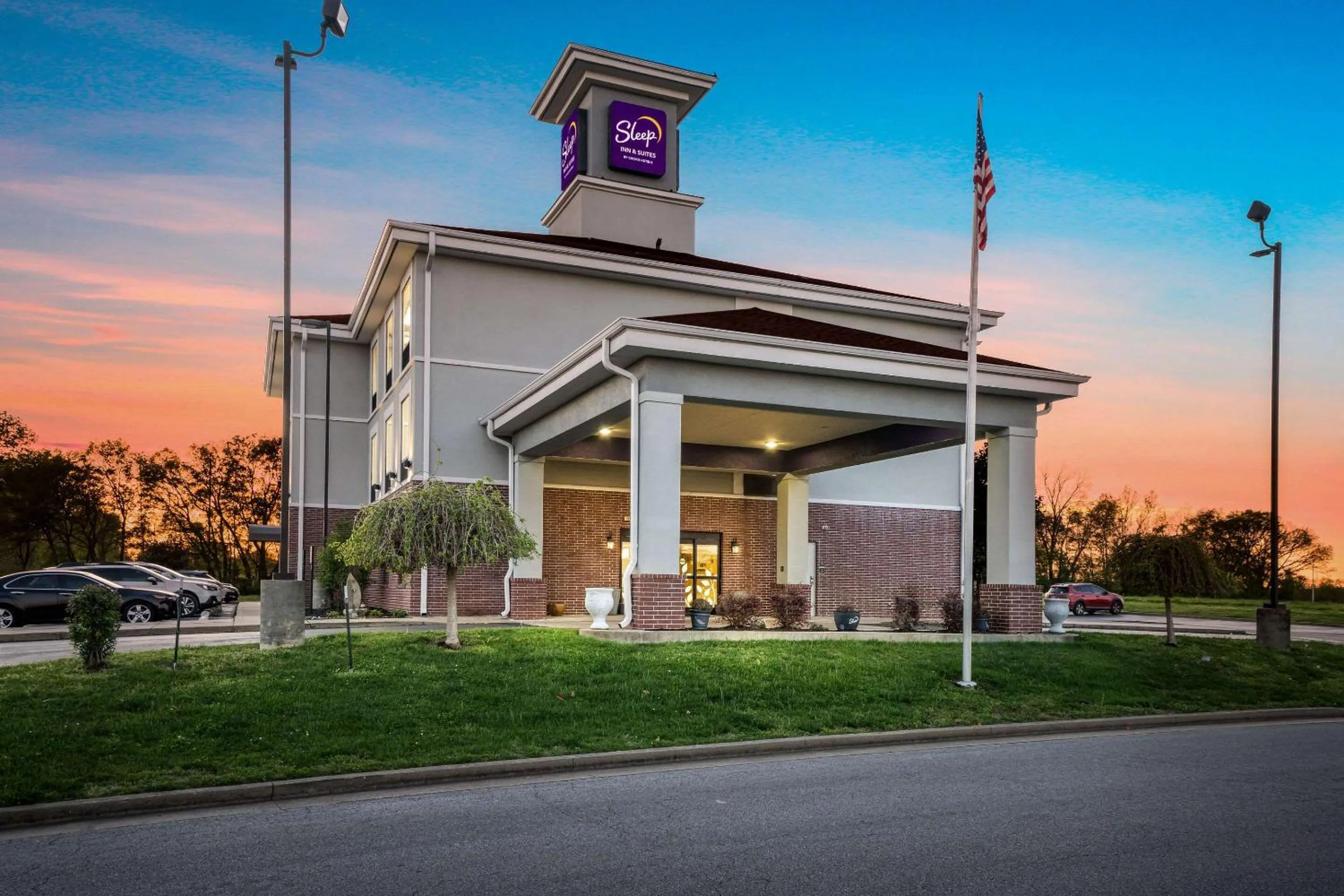 Property building in Sleep Inn & Suites Dyersburg I-155