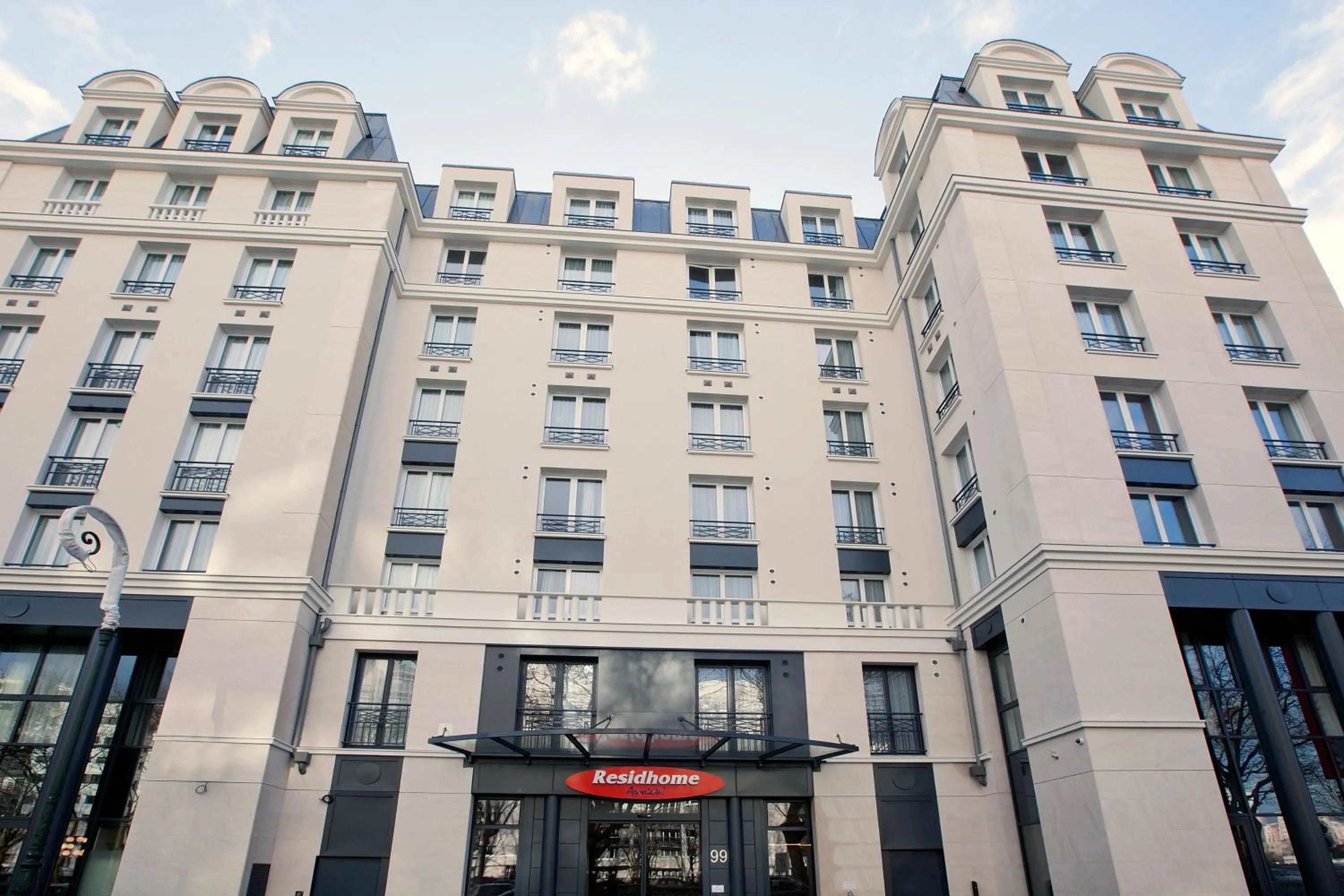 Property building in Residhome Puteaux La défense