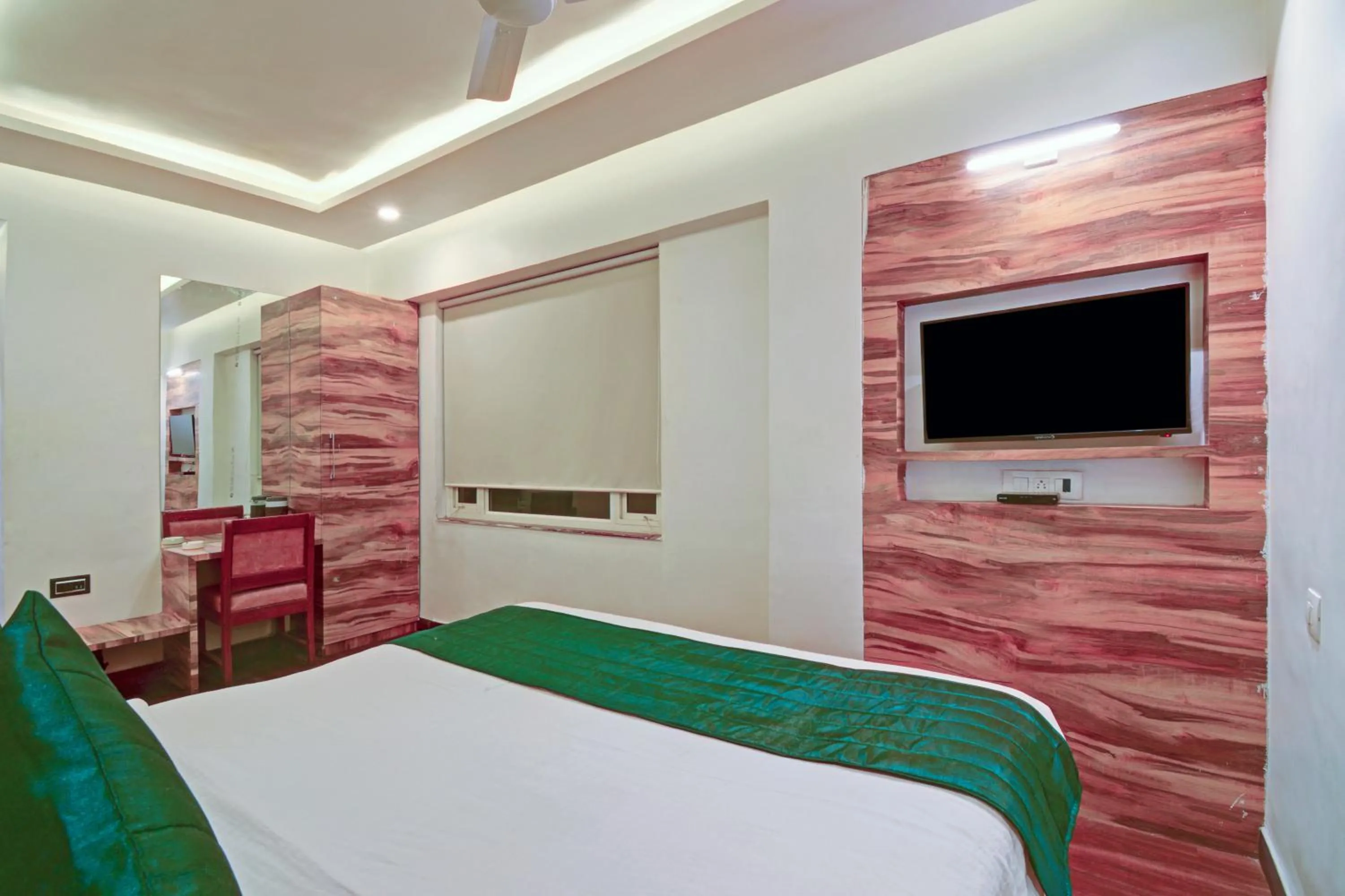 Bed in SRTC Hotel Aspire