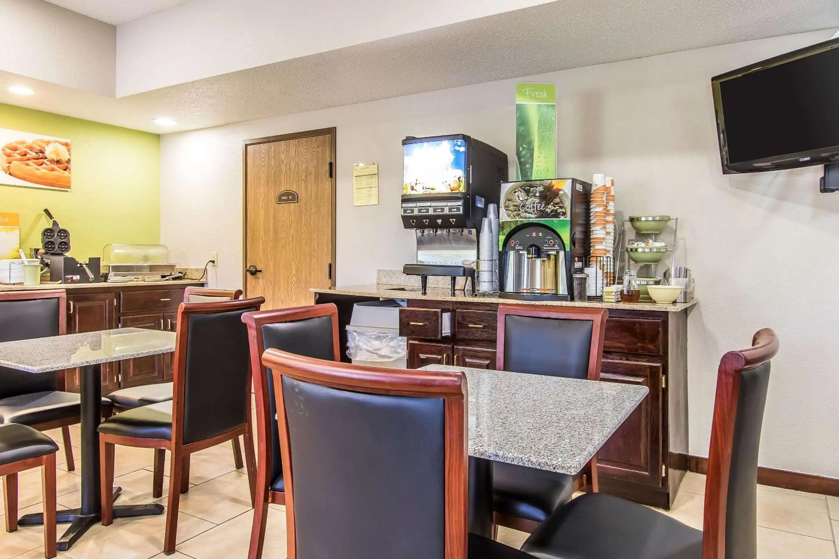 Restaurant/places to eat in Quality Inn & Suites Restaurant/places to eat in Quality Inn & Suites
