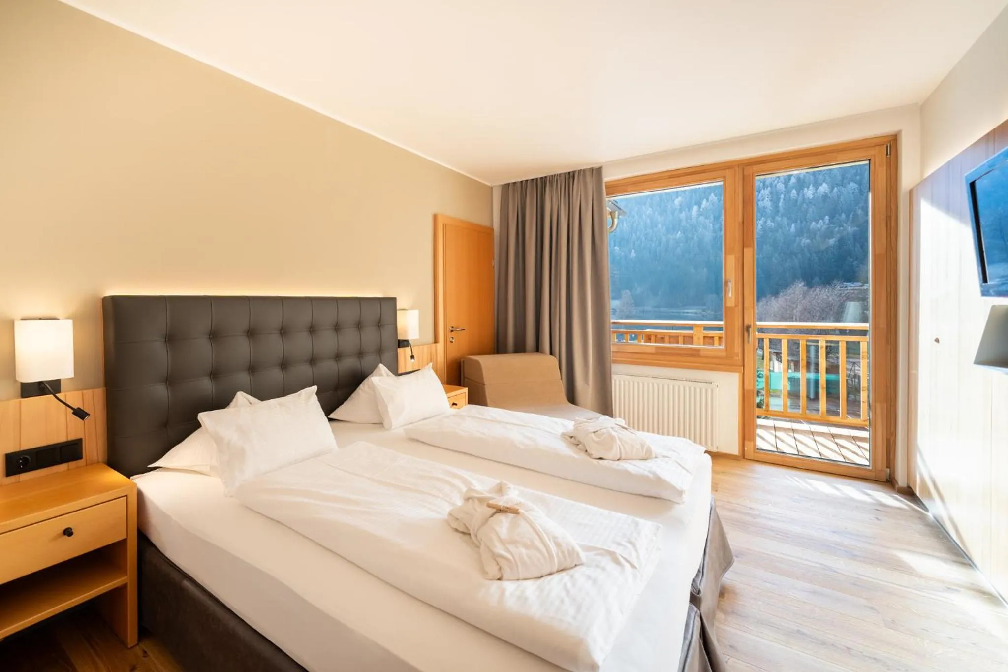 Bed in Familien- Sportresort BRENNSEEHOF