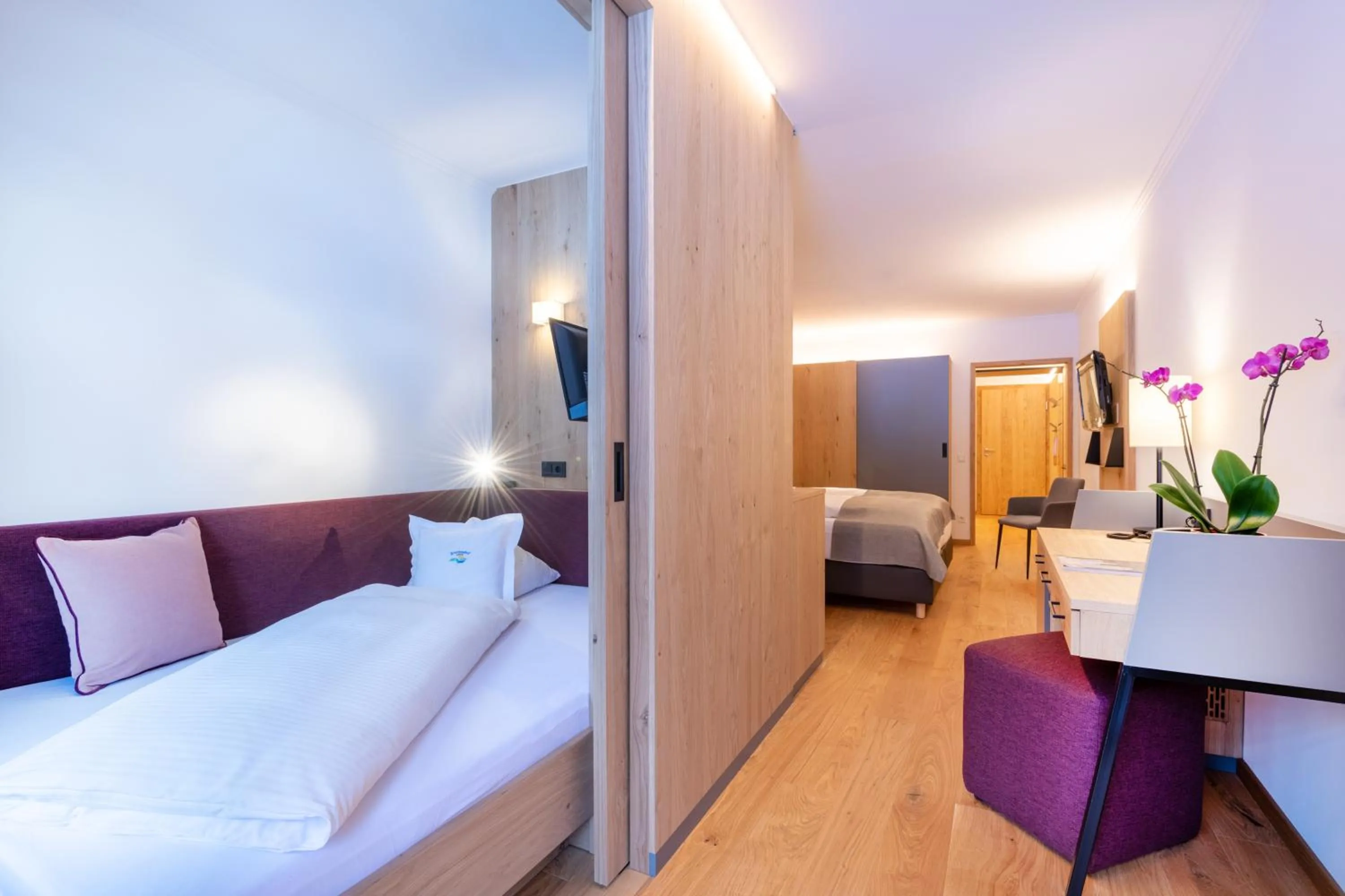 Bedroom, Bed in Familien- Sportresort BRENNSEEHOF