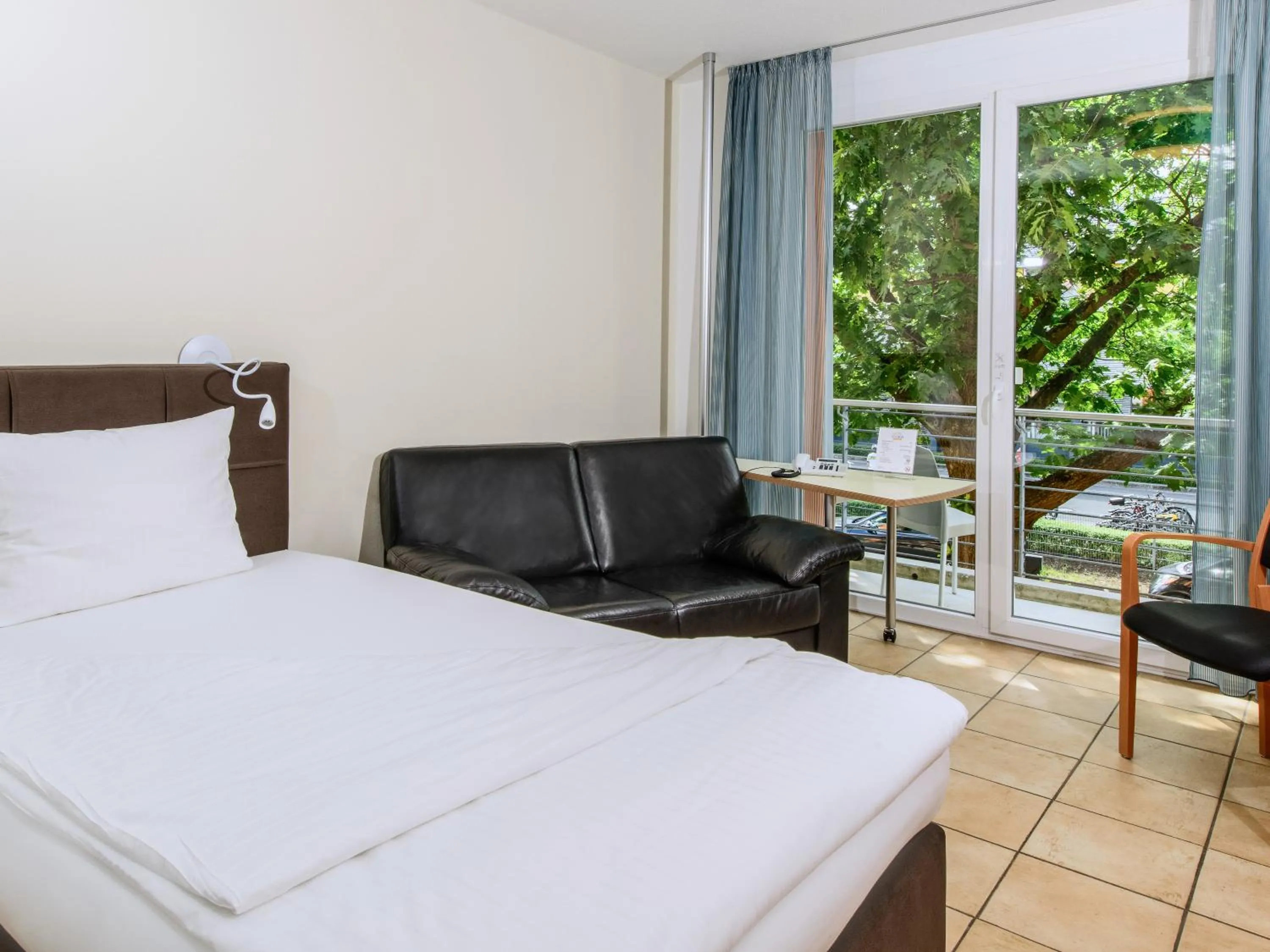 Apartment with Balcony in med Apart