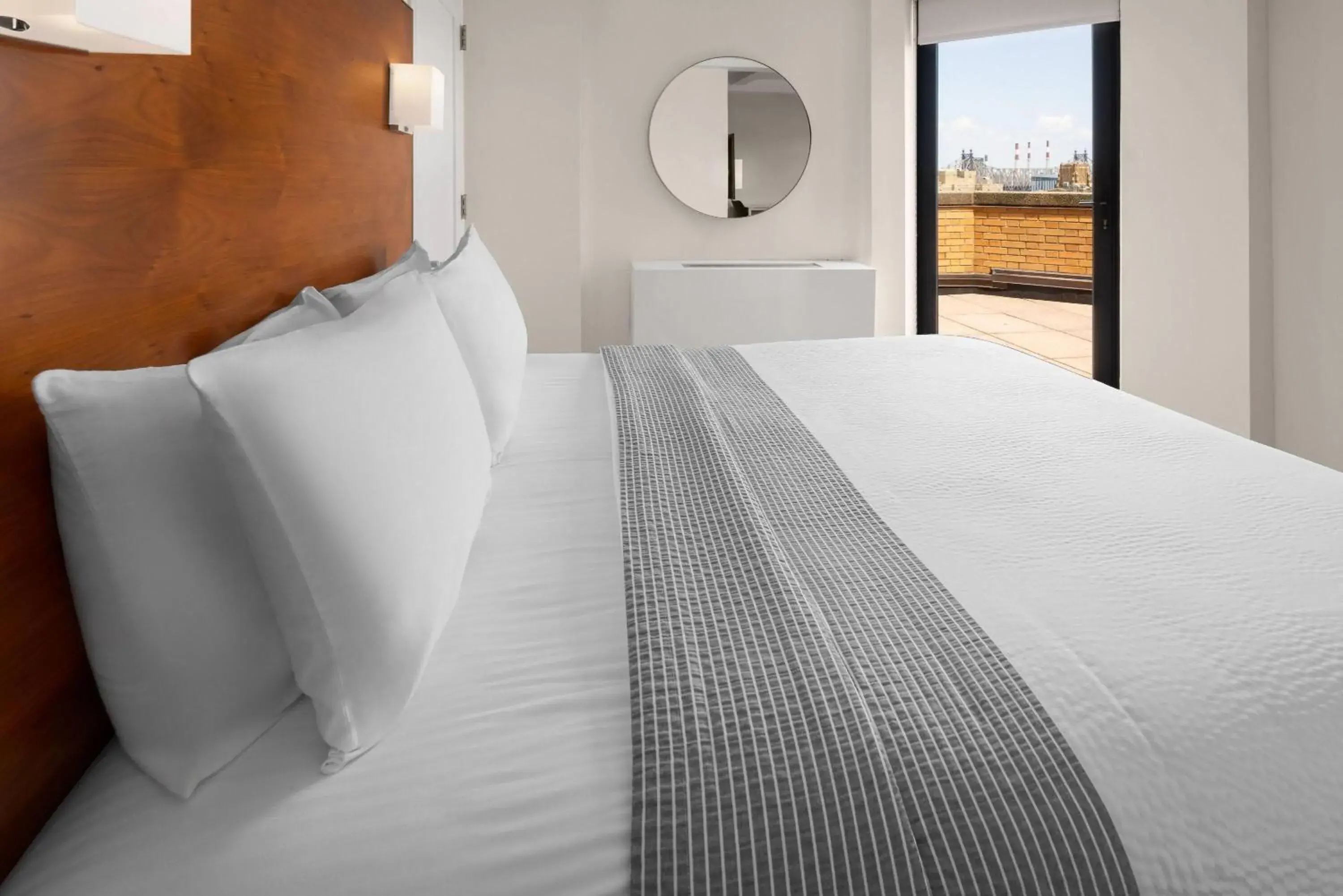 Photo of the whole room, Bed in The Beekman Tower, Trademark Collection by Wyndham Photo of the whole room, Bed in The Beekman Tower, Trademark Collection by Wyndham