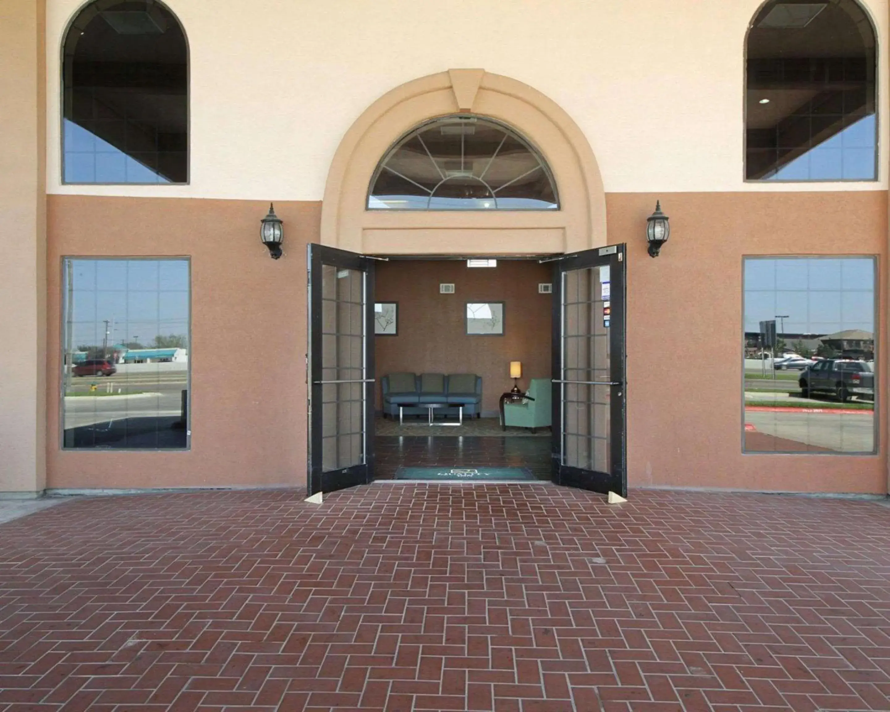 Property building in Americas Best Value Inn Pharr/McAllen Property building in Americas Best Value Inn Pharr/McAllen