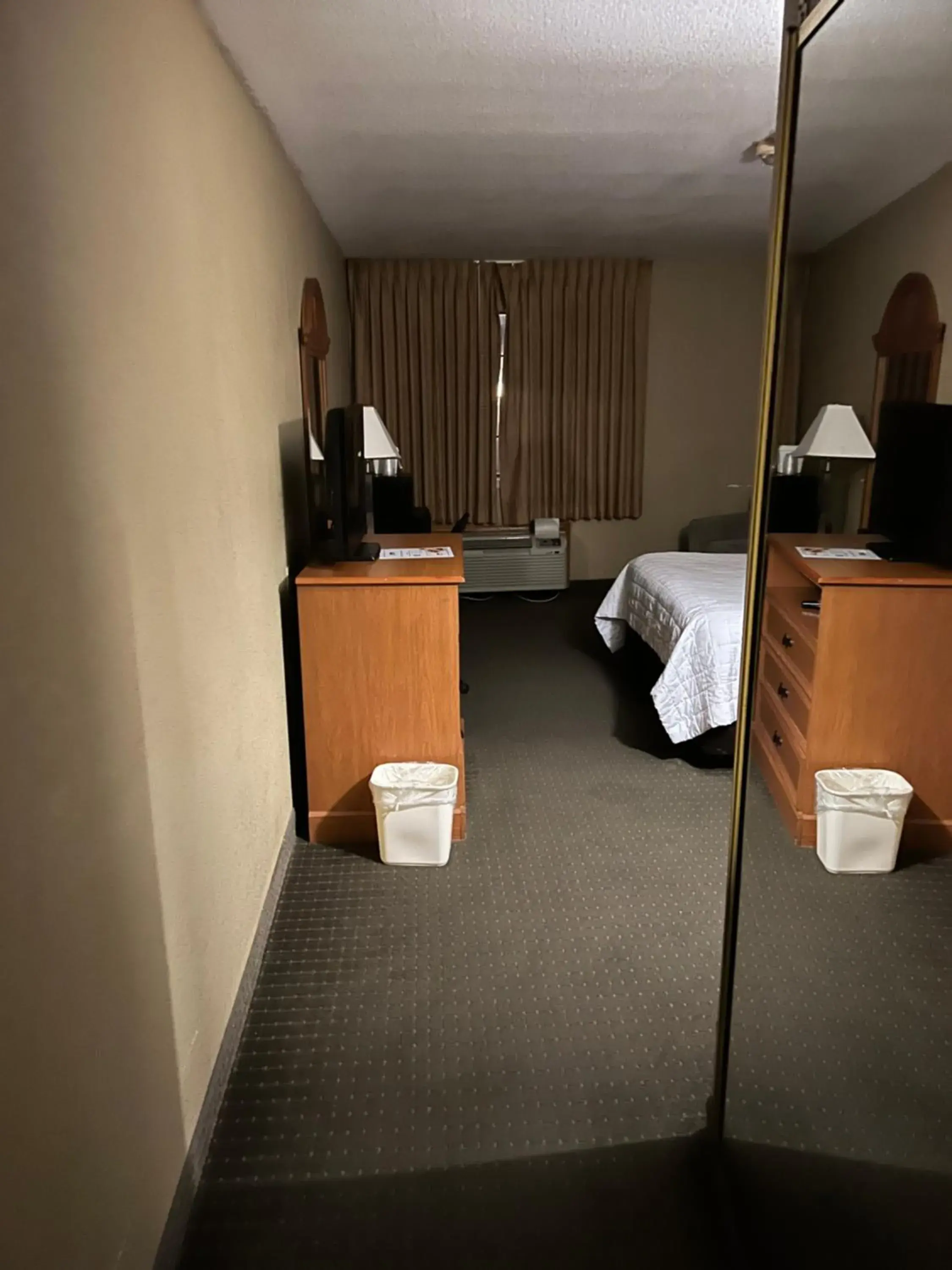 Bedroom, Bed in Americas Best Value Inn Pharr/McAllen Bedroom, Bed in Americas Best Value Inn Pharr/McAllen