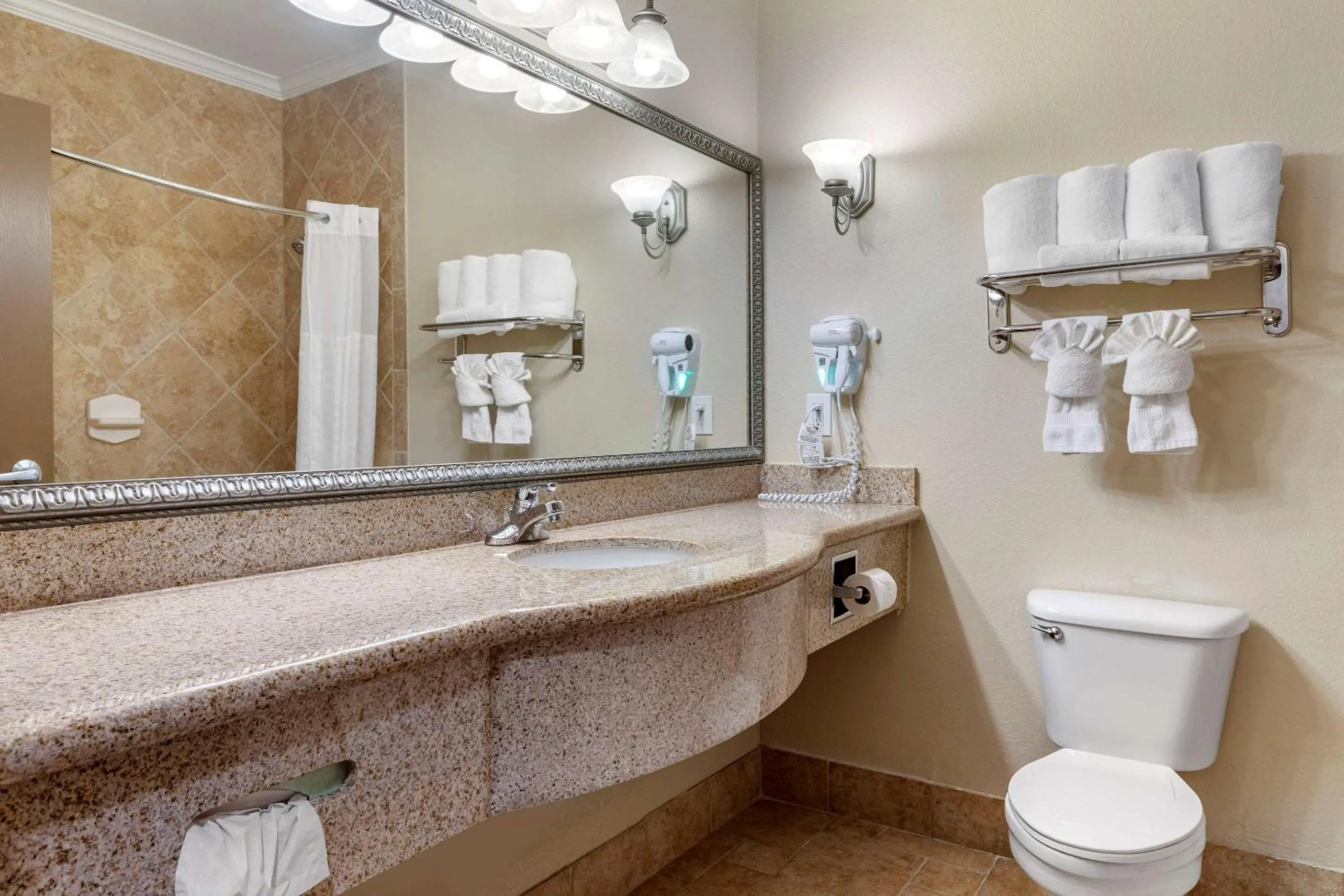 Photo of the whole room, Bathroom in Comfort Suites Lufkin