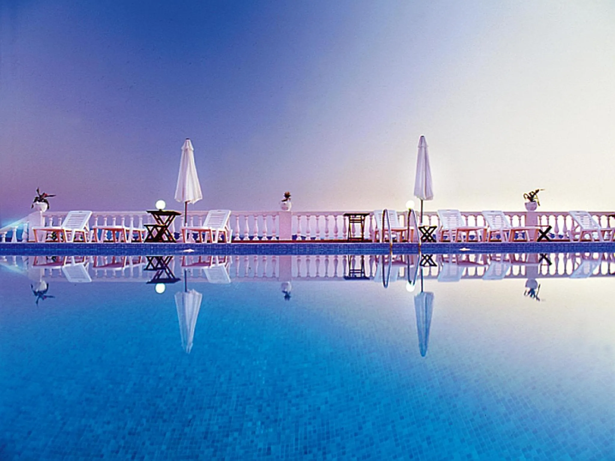 Swimming pool in Hotel Akti Ouranoupoli Beach Resort