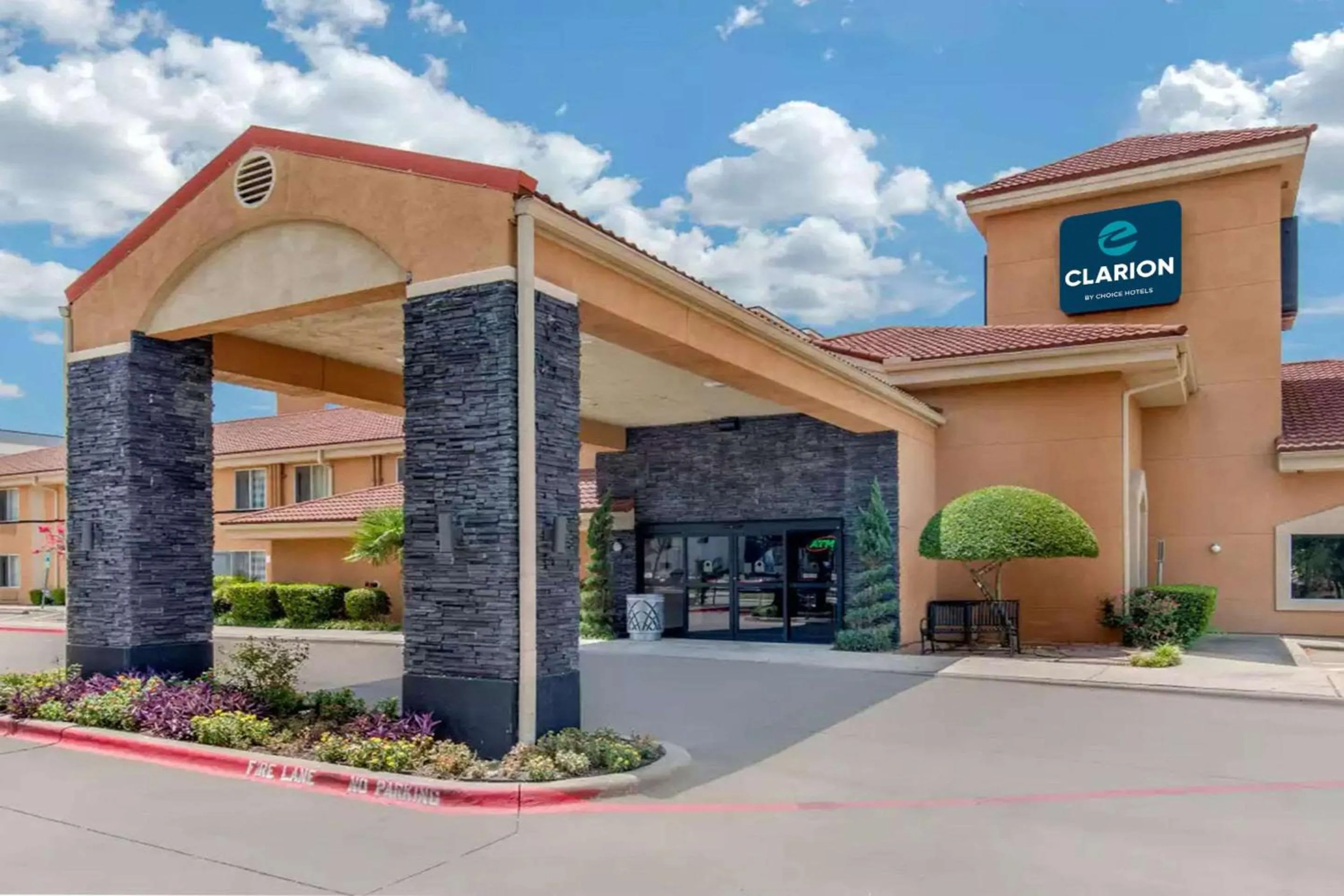 Property building in Clarion Inn & Suites DFW North
