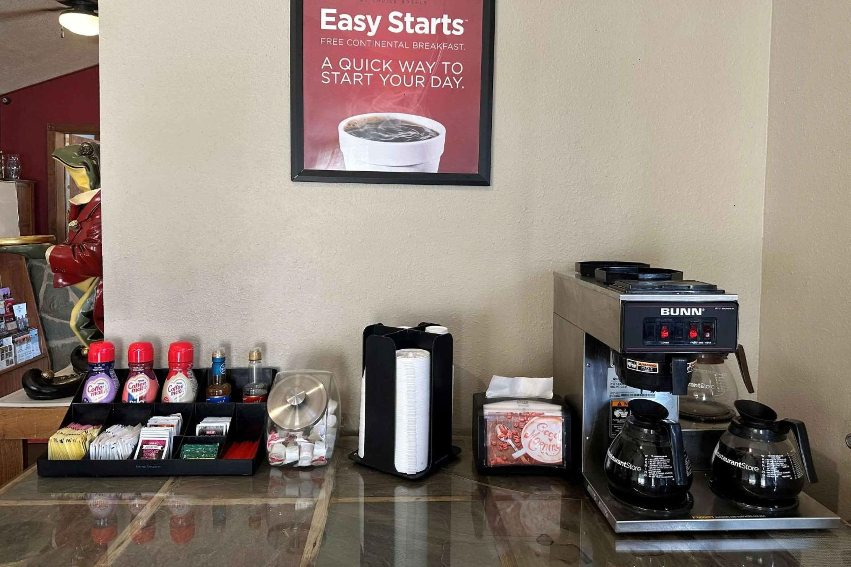 Breakfast in Econo Lodge Fredericksburg
