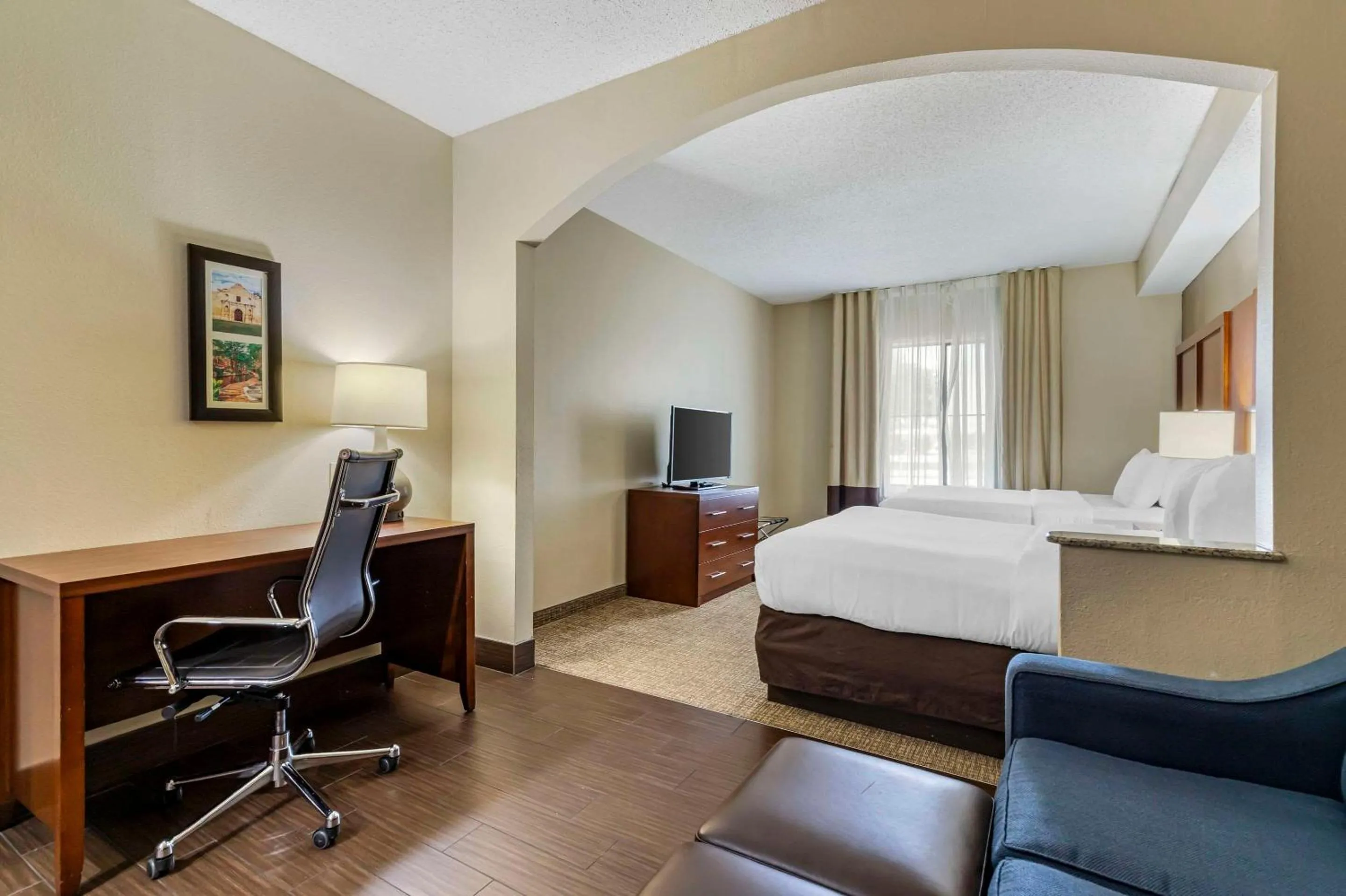 Bedroom, Bed in Comfort Inn & Suites
