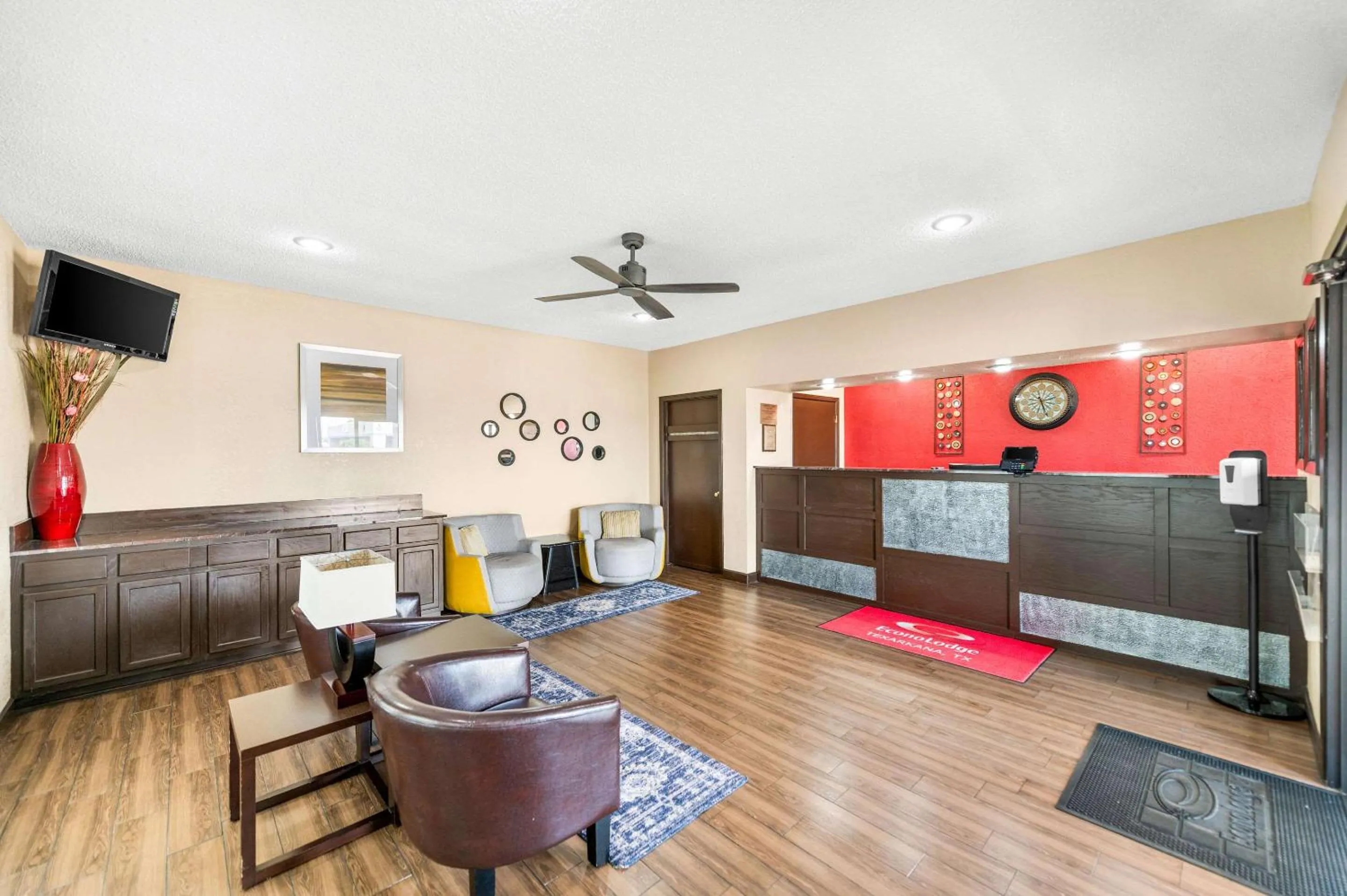 Lobby or reception in Econo Lodge Texarkana I-30