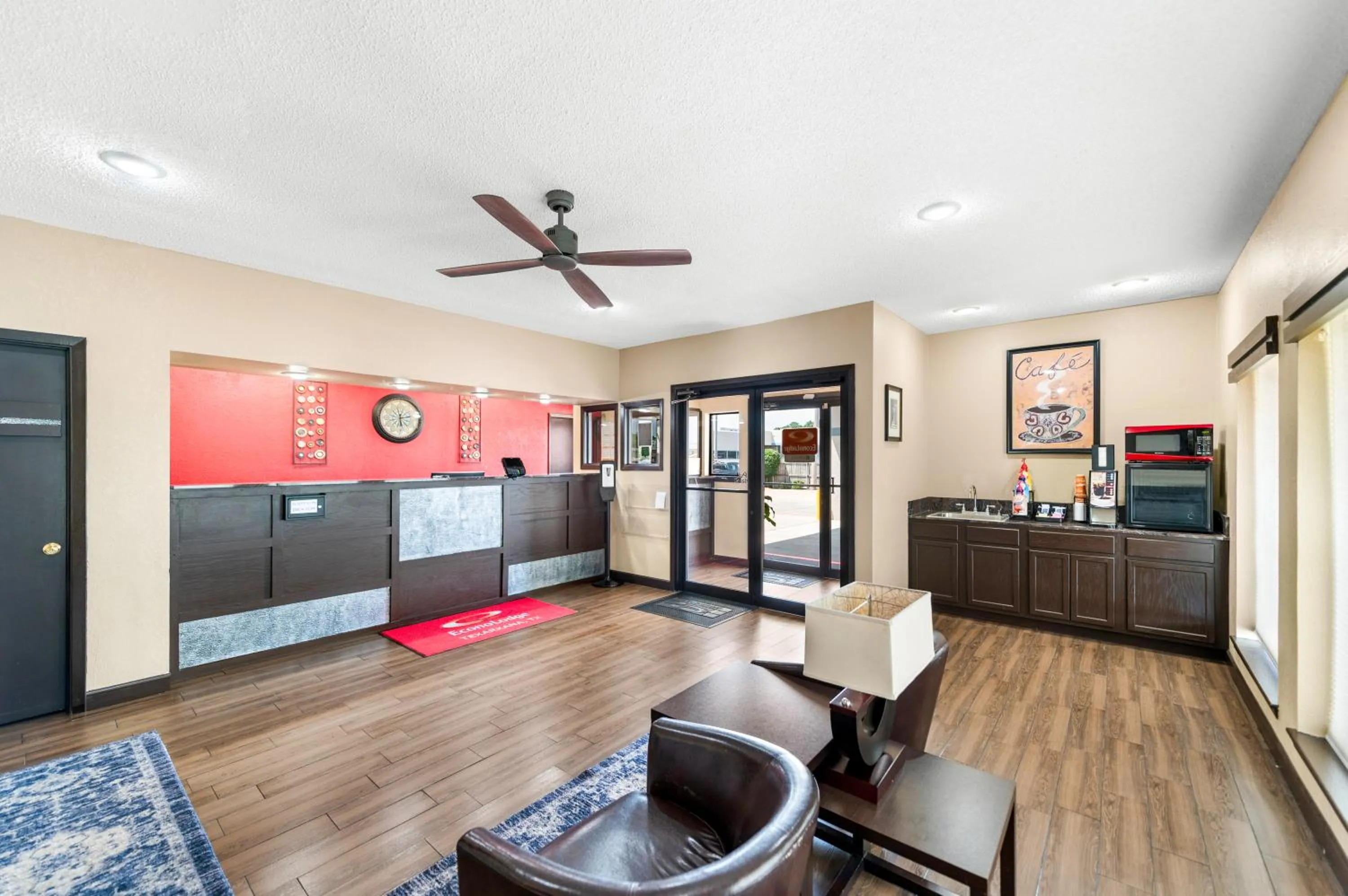 Lobby or reception in Econo Lodge Texarkana I-30