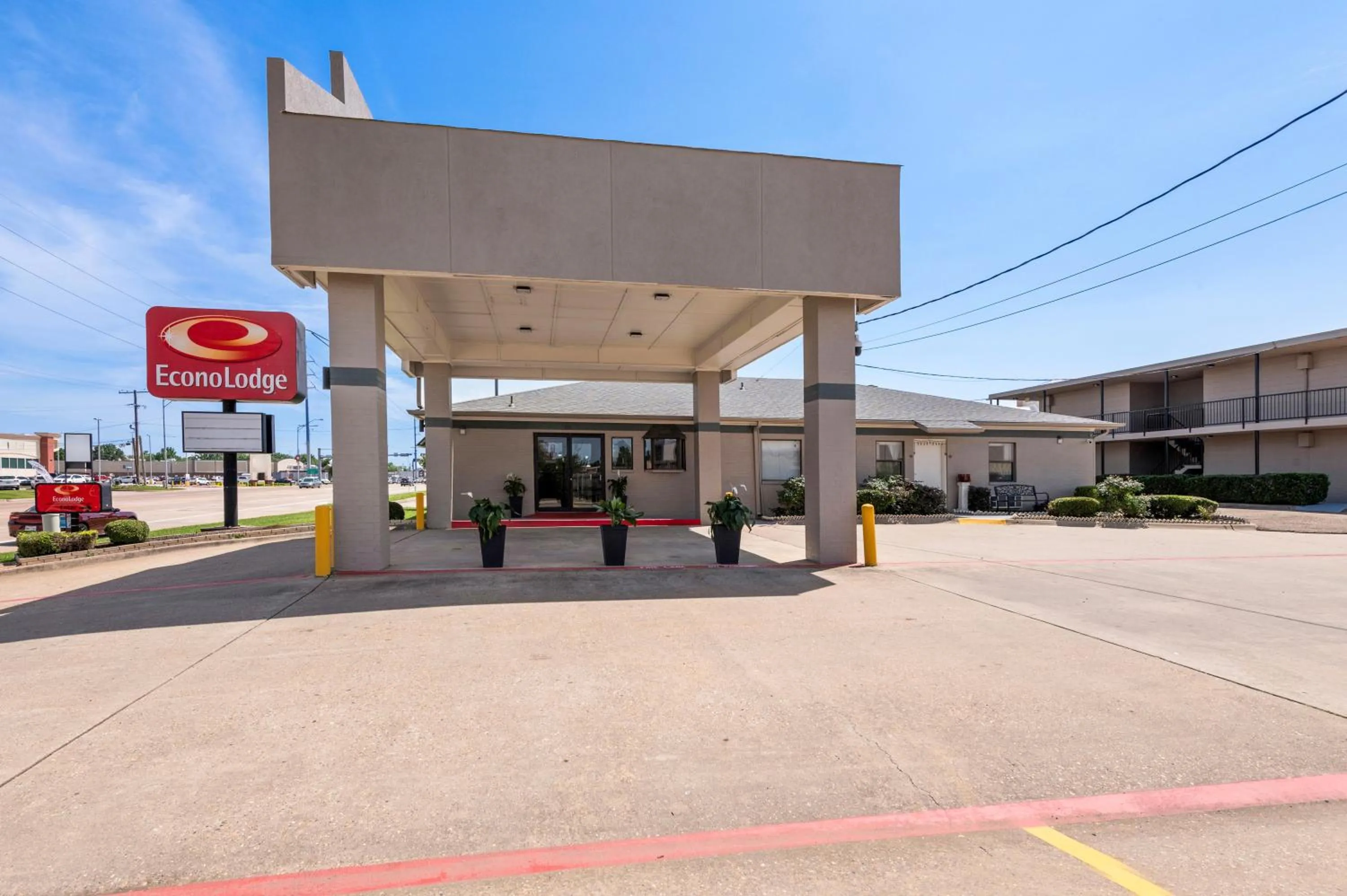 Property building in Econo Lodge Texarkana I-30