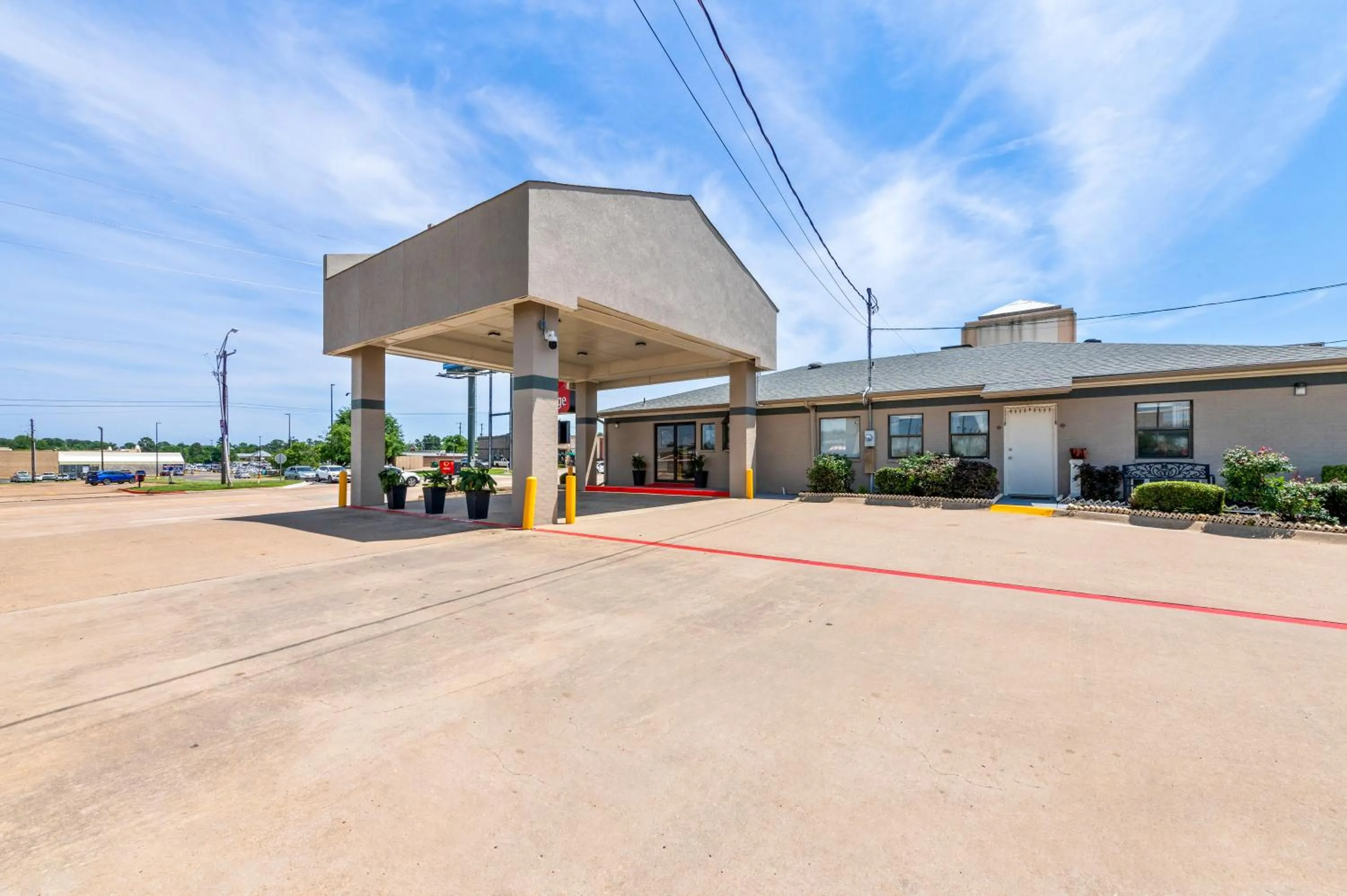 Property building in Econo Lodge Texarkana I-30