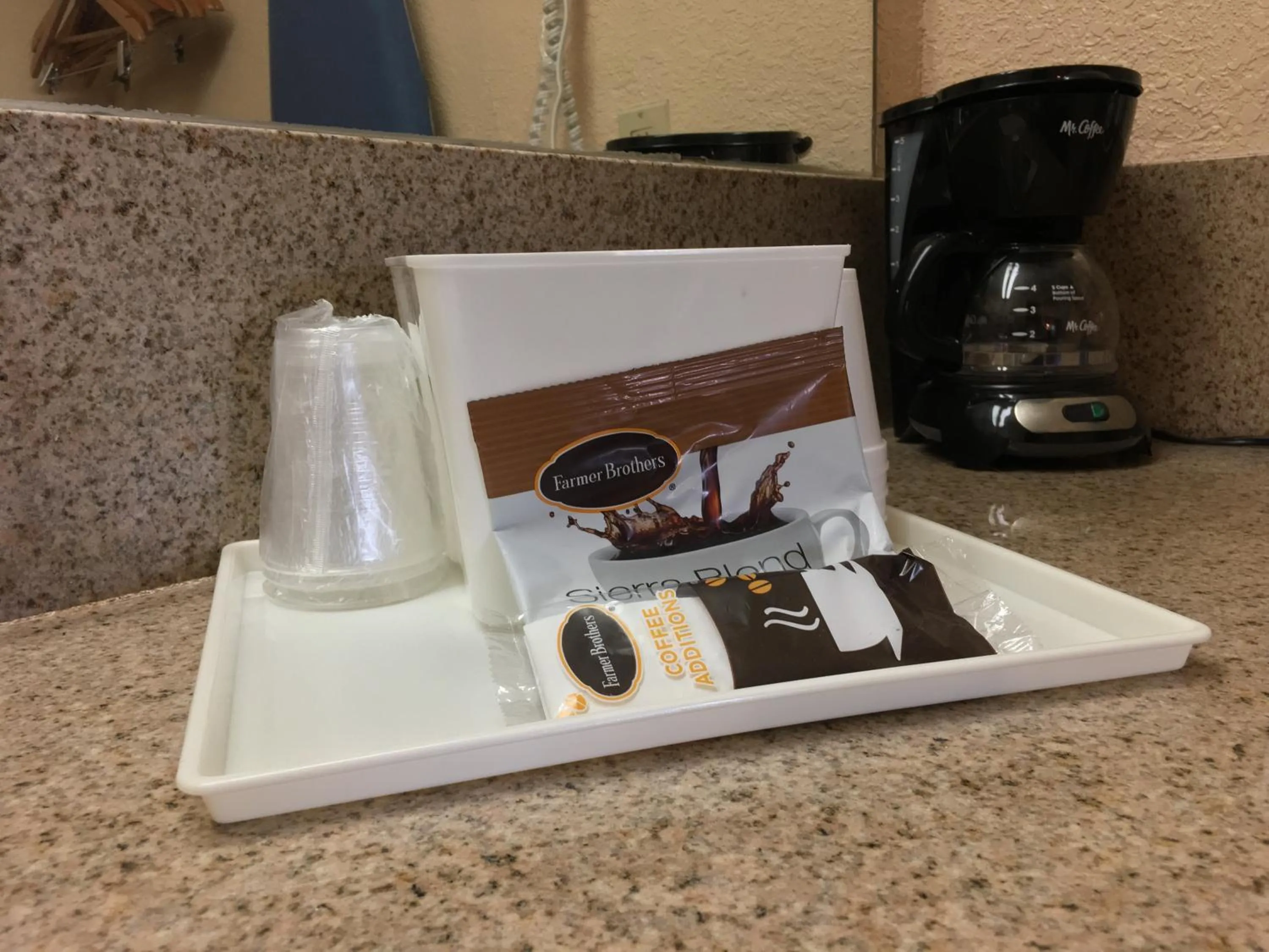 Coffee/tea facilities in Americas Best Value Inn-Near NRG Park/Medical Center
