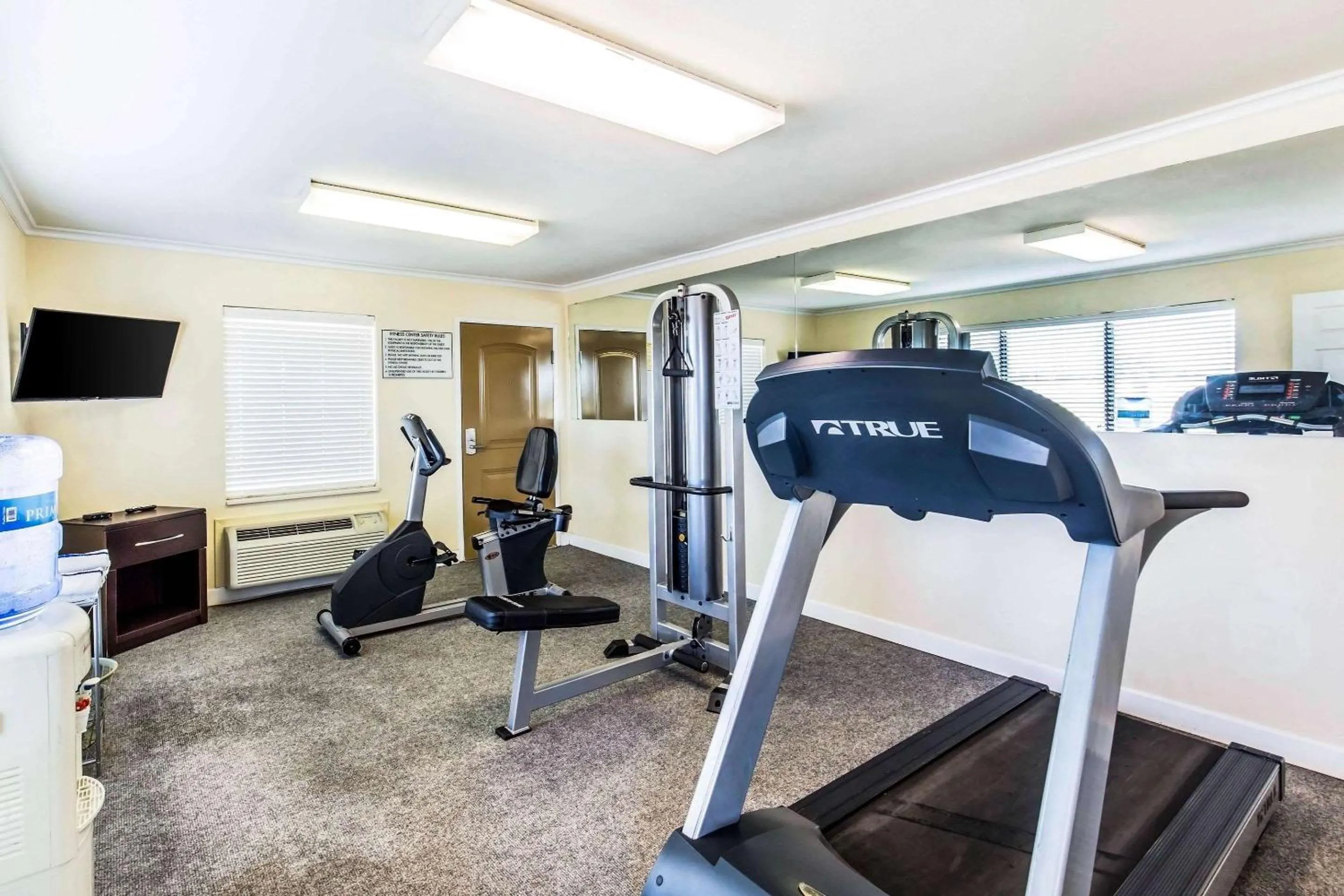 Fitness centre/facilities in Quality Inn & Suites