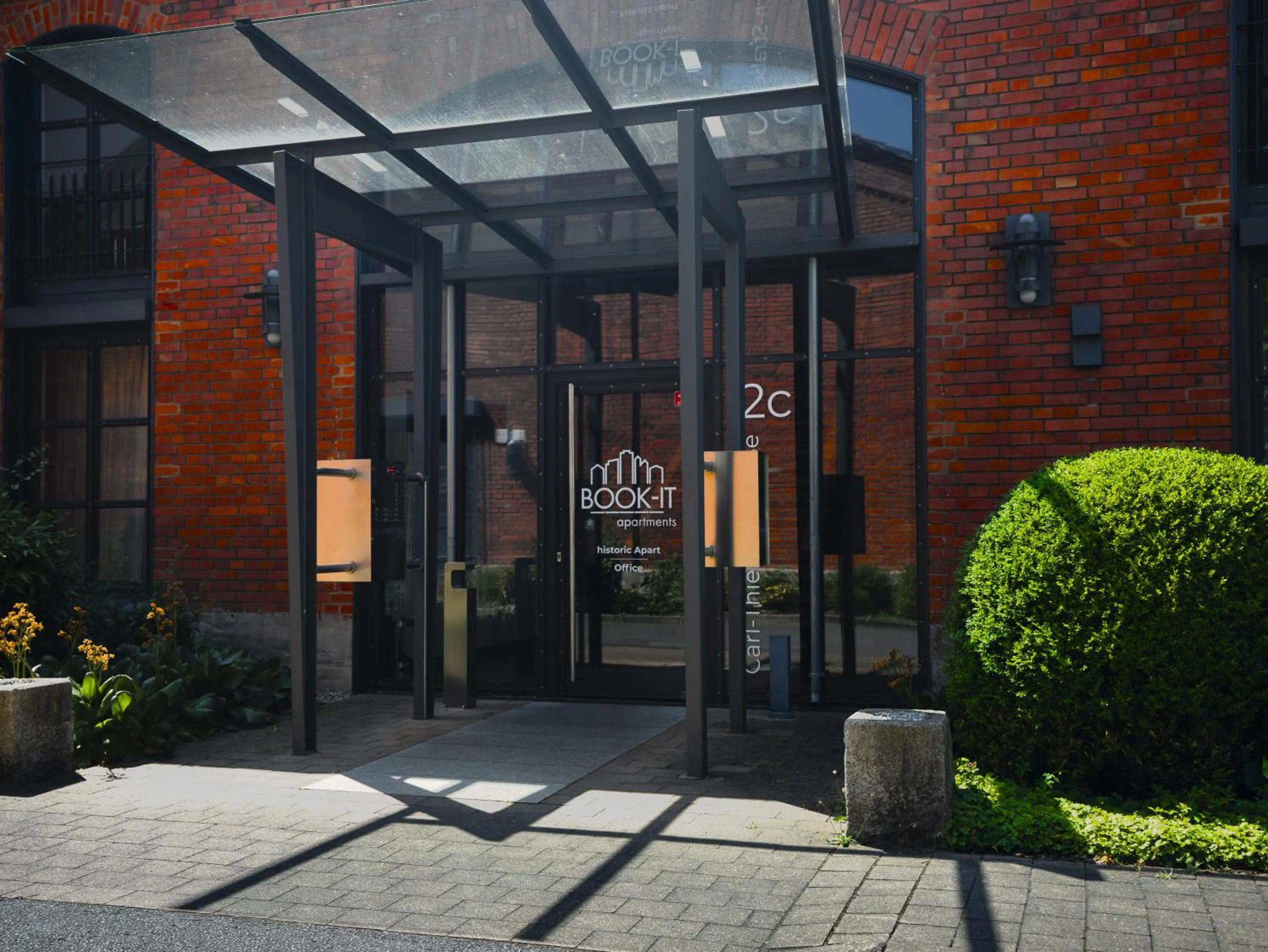 Property building in historic Apart