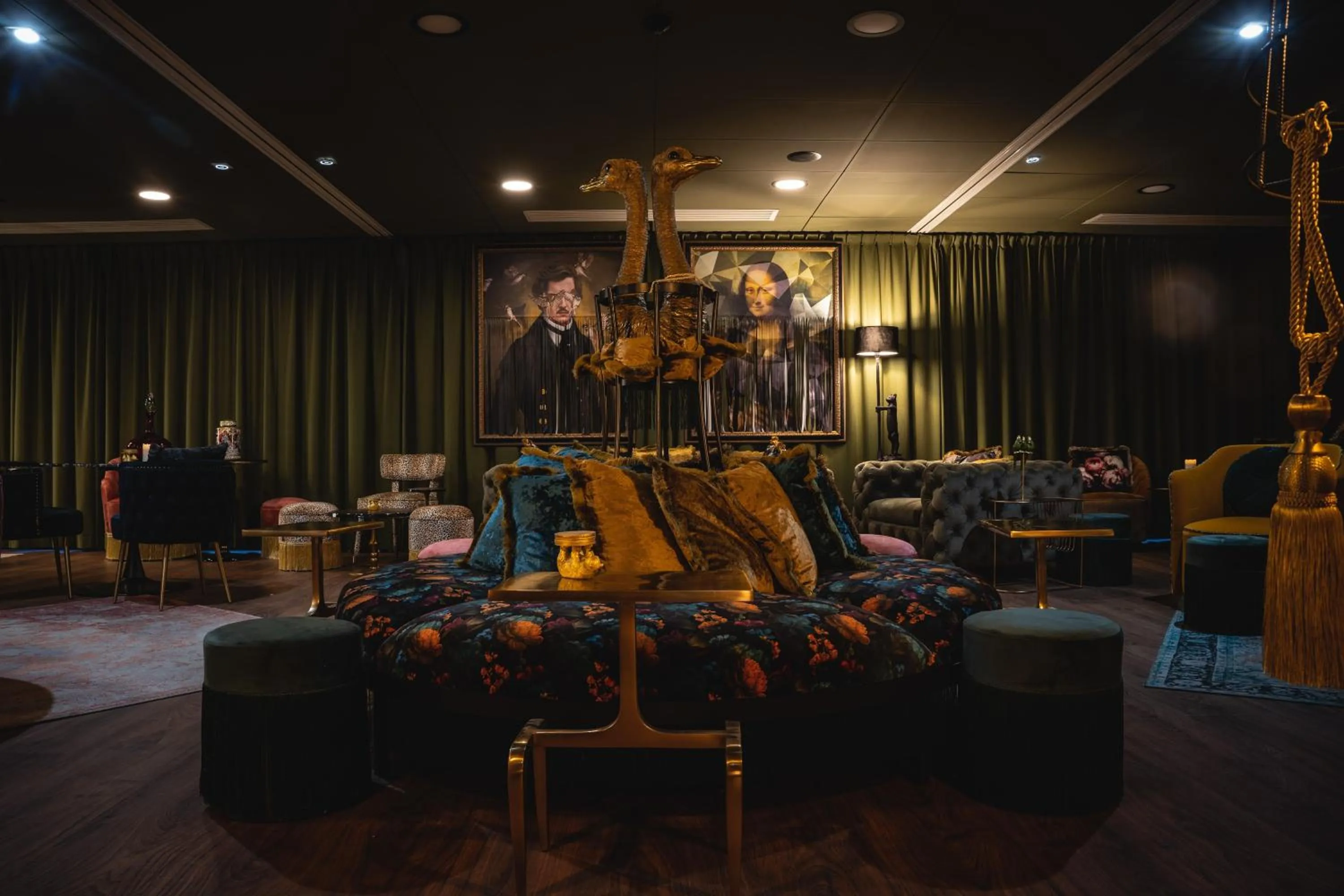 Restaurant/places to eat in Ecrin Blanc Resort Courchevel - Aquapark