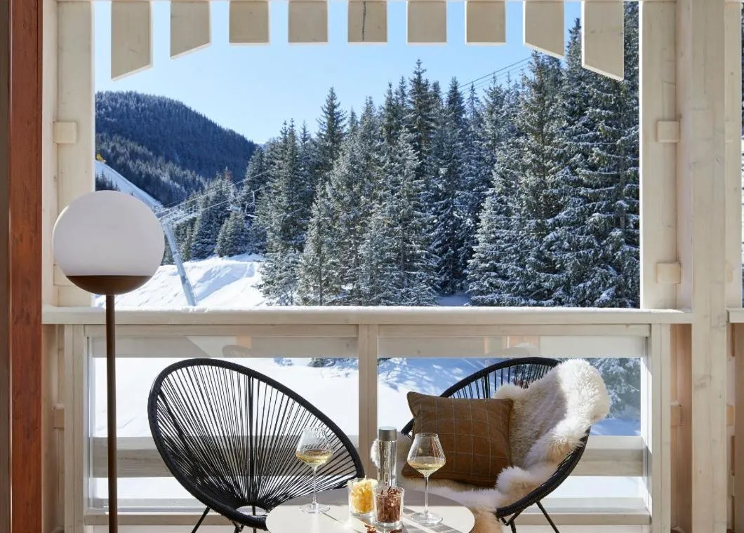 Winter in Ecrin Blanc Resort Courchevel - Aquapark