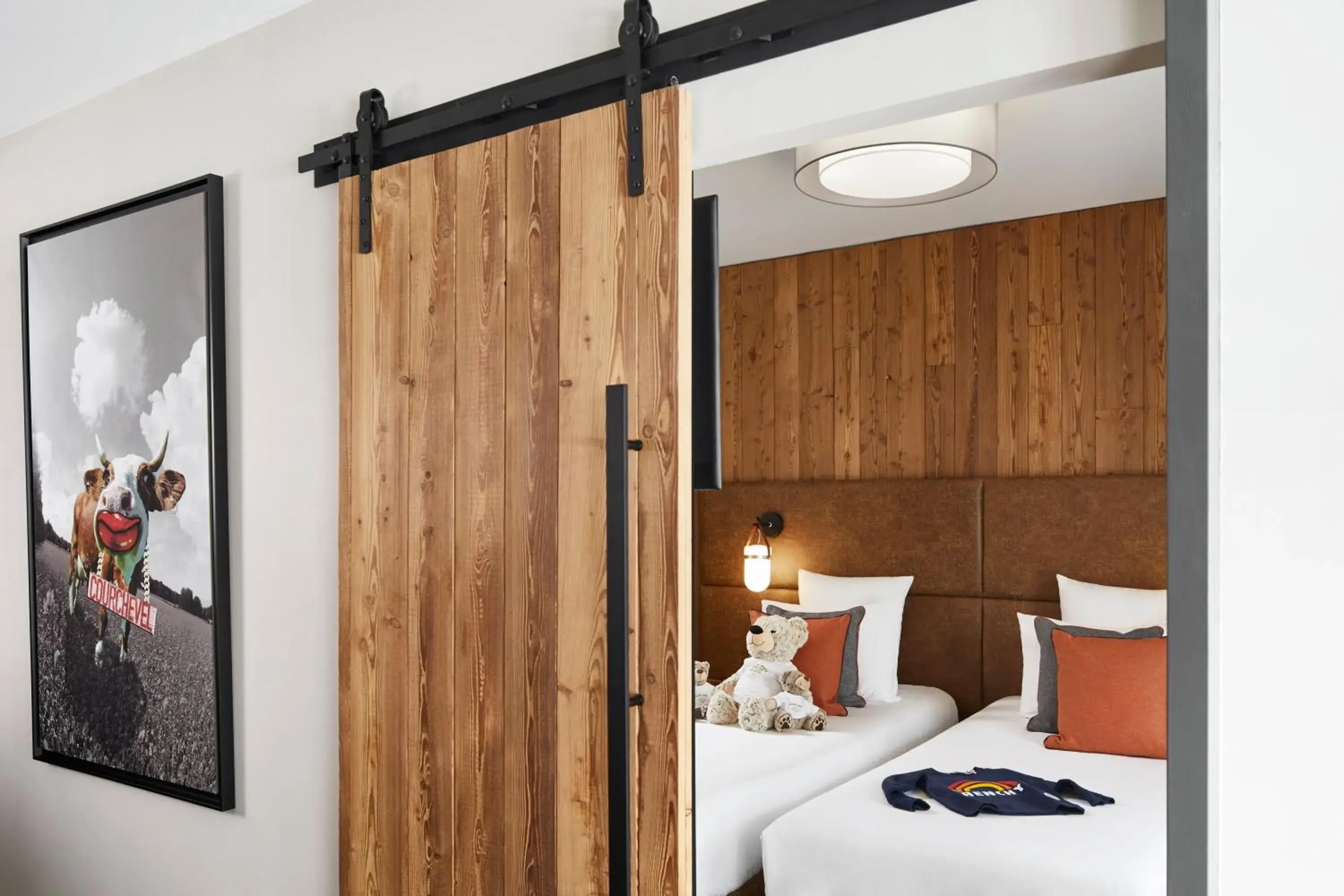 Bed in Ecrin Blanc Resort Courchevel - Aquapark Bed in Ecrin Blanc Resort Courchevel - Aquapark