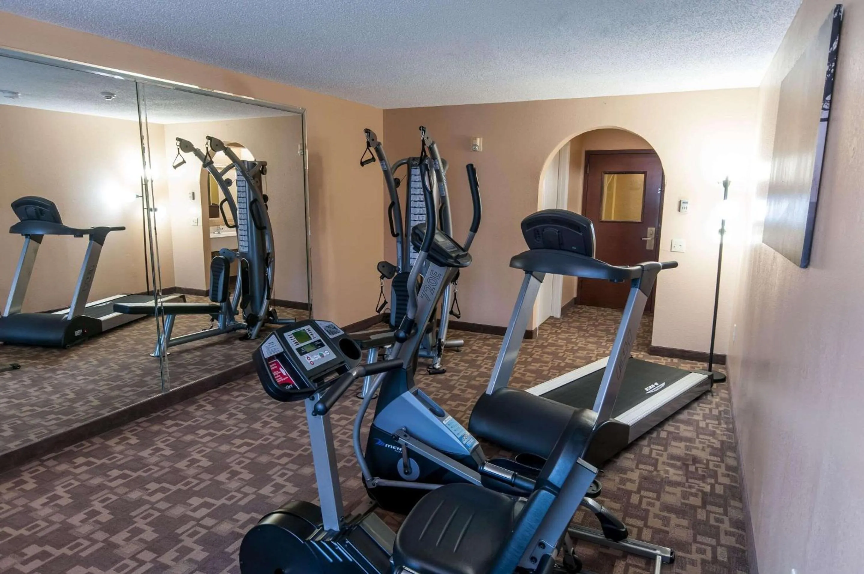 Fitness centre/facilities in Comfort Inn North Conroe