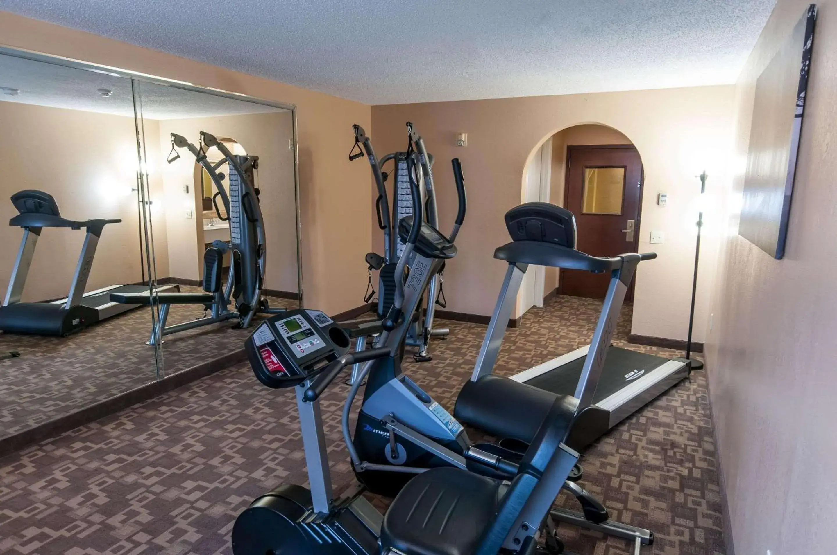 Fitness centre/facilities in Comfort Inn North Conroe Fitness centre/facilities in Comfort Inn North Conroe