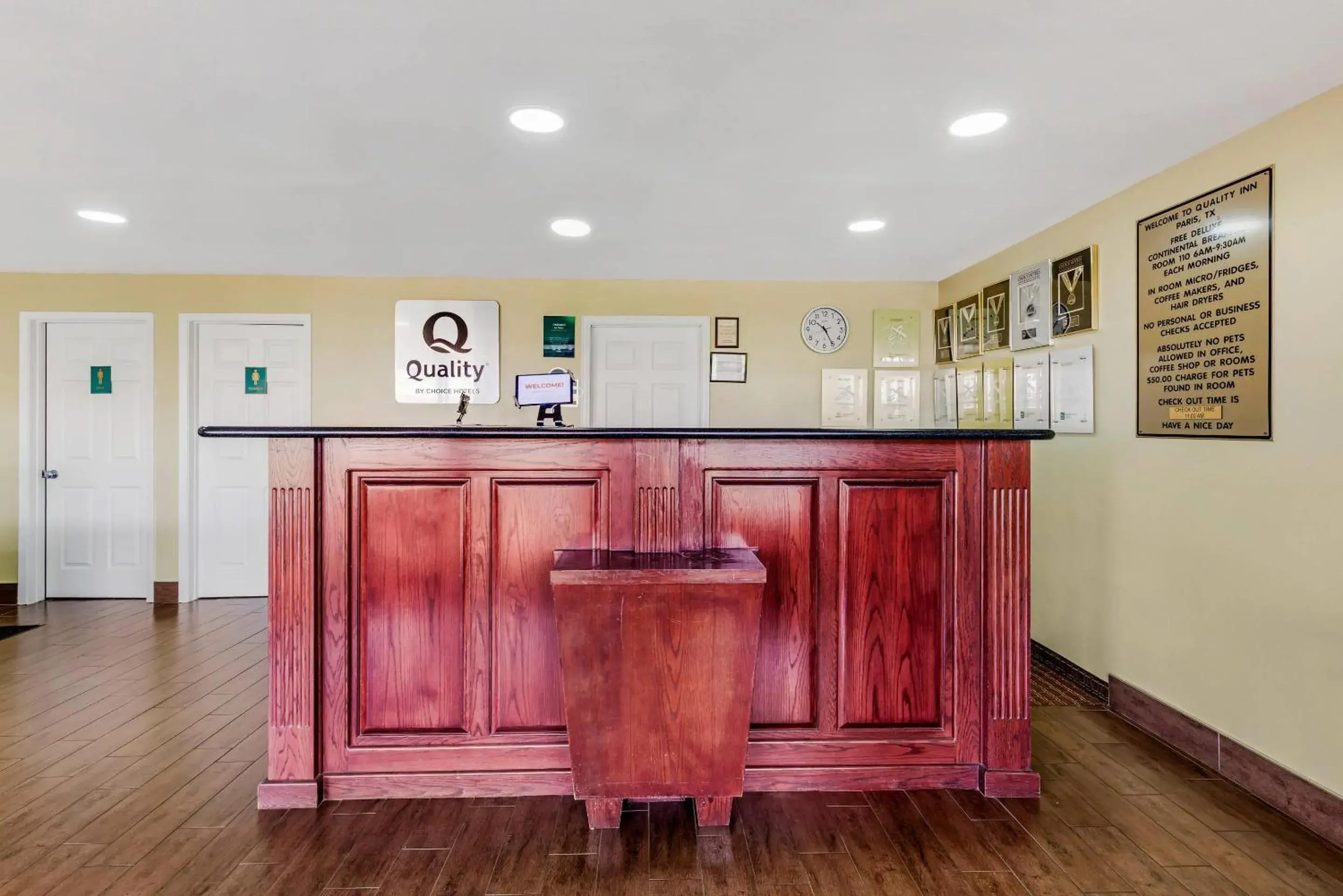 Lobby or reception in Quality Inn Paris Texas Lobby or reception in Quality Inn Paris Texas