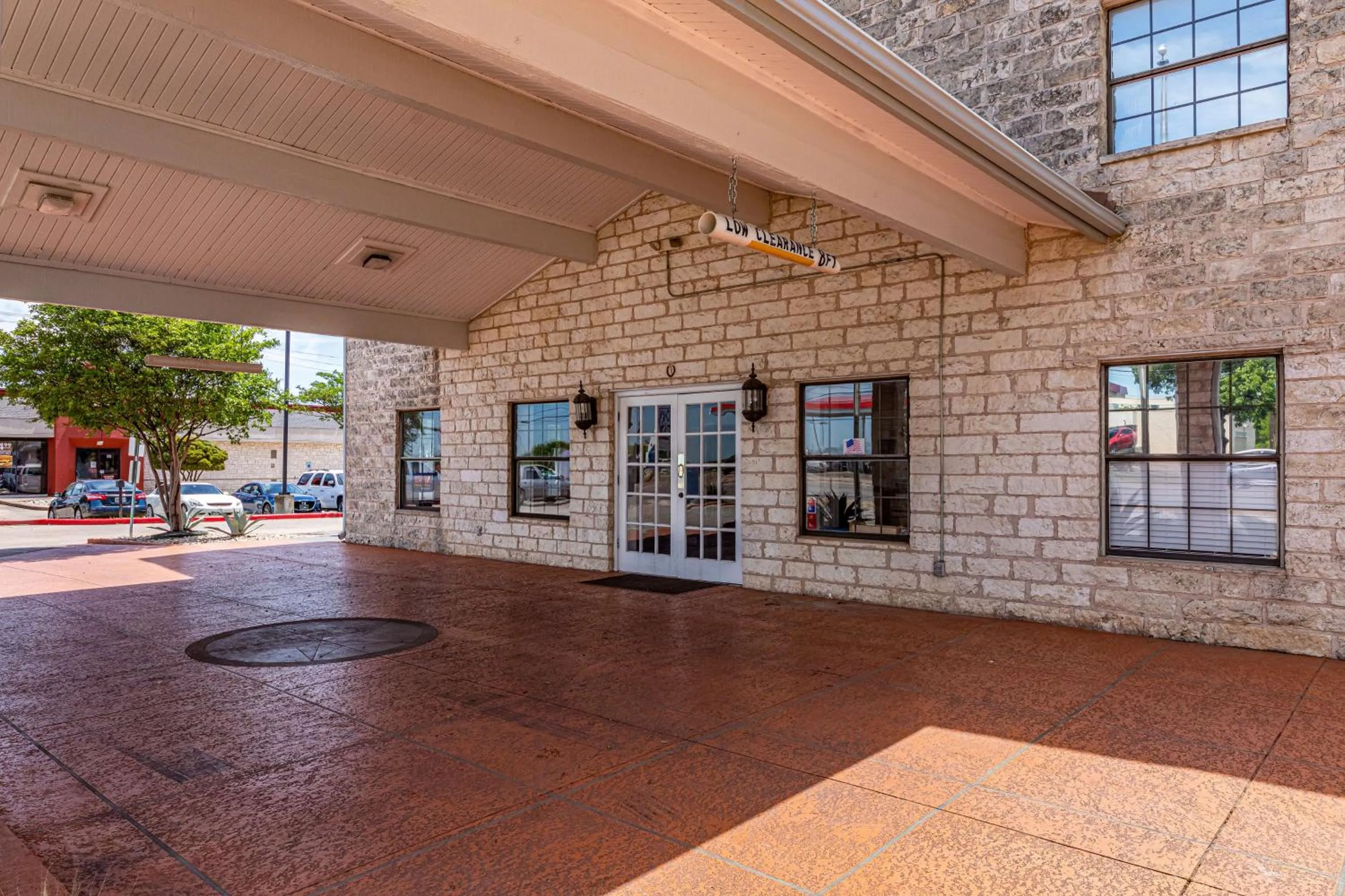 Property building in Motel 6-Georgetown, TX