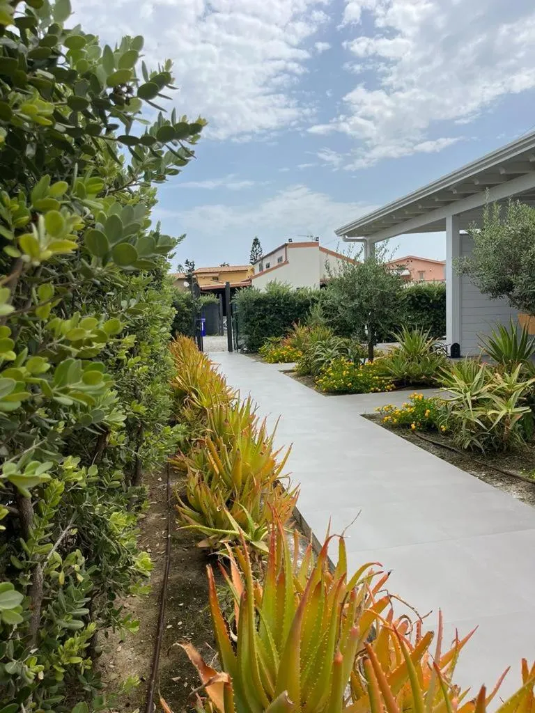 Property building in B&B Lo&G