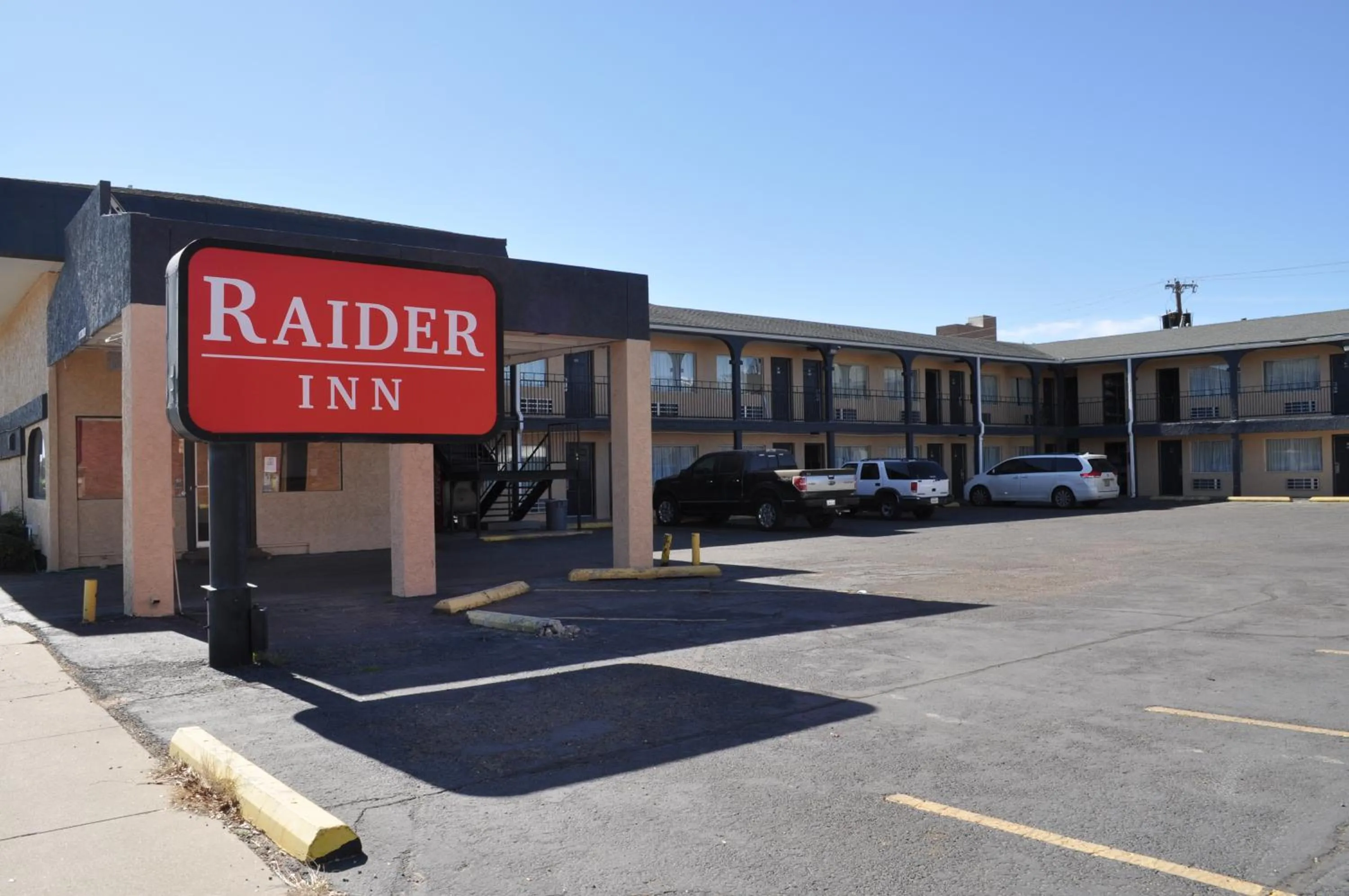Raider Inn