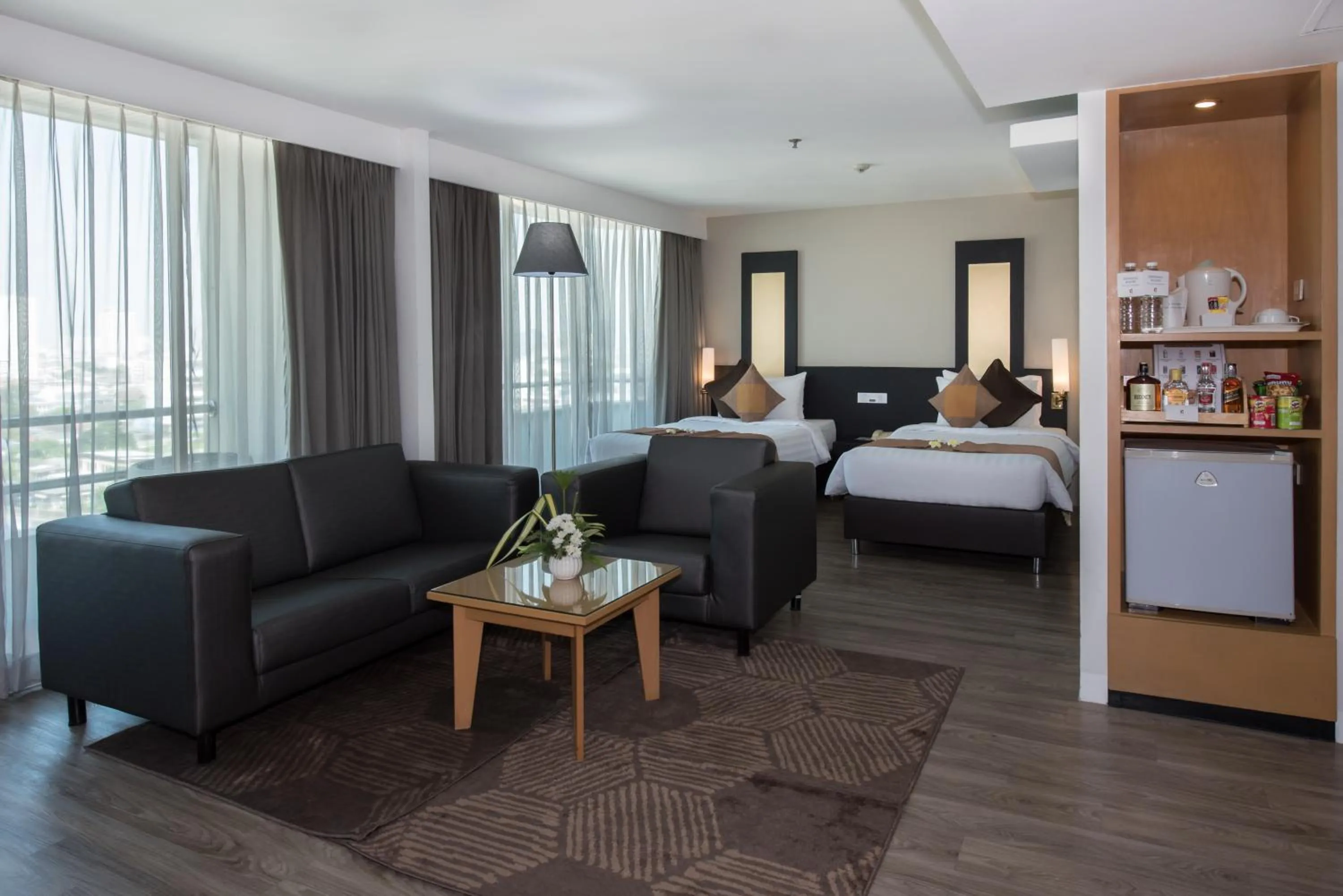 Bed in Gold Orchid Bangkok Hotel