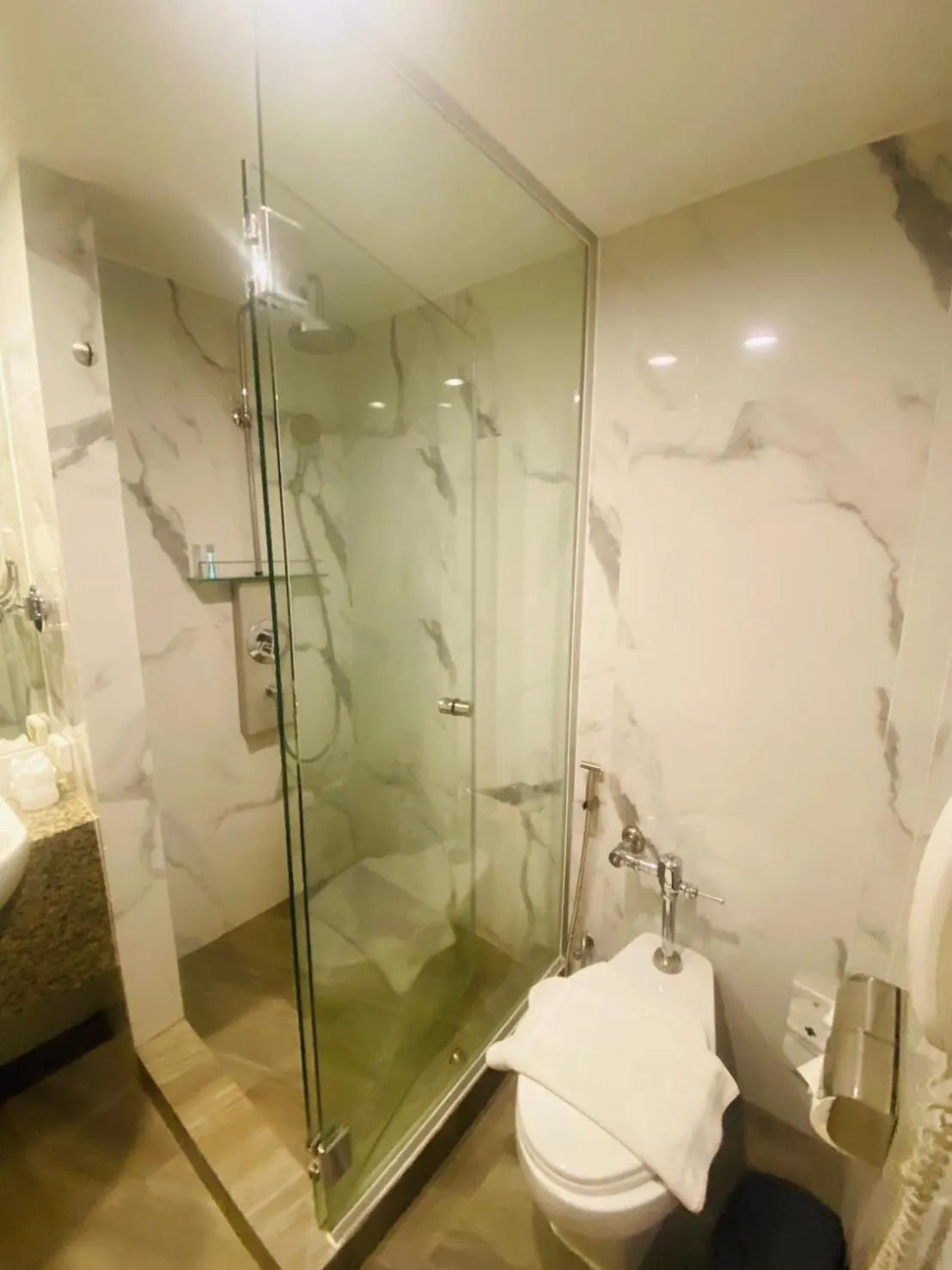 Gold Orchid Bangkok Hotel