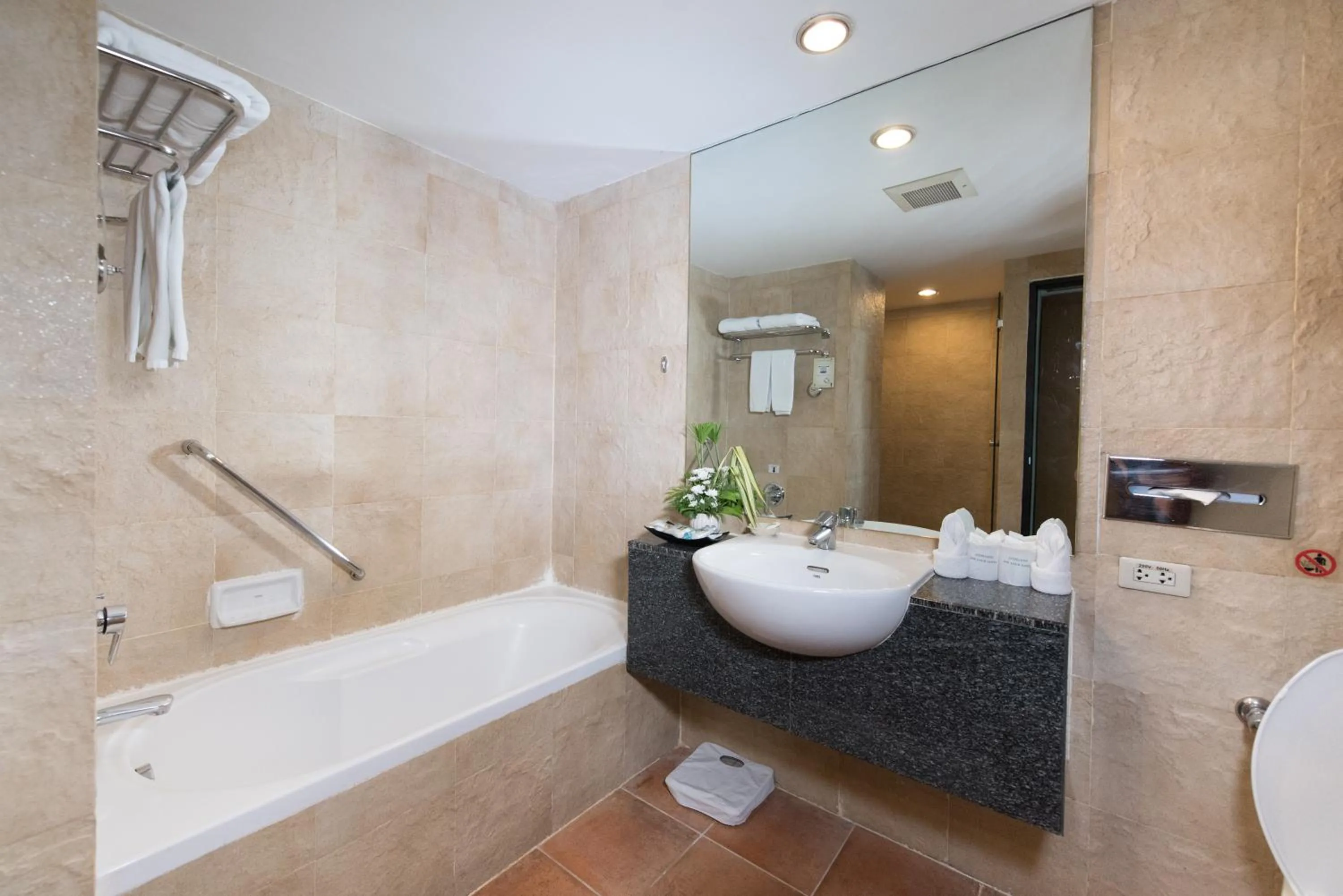 Gold Orchid Bangkok Hotel