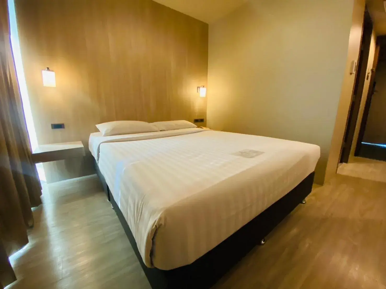 Bed in Gold Orchid Bangkok Hotel Bed in Gold Orchid Bangkok Hotel