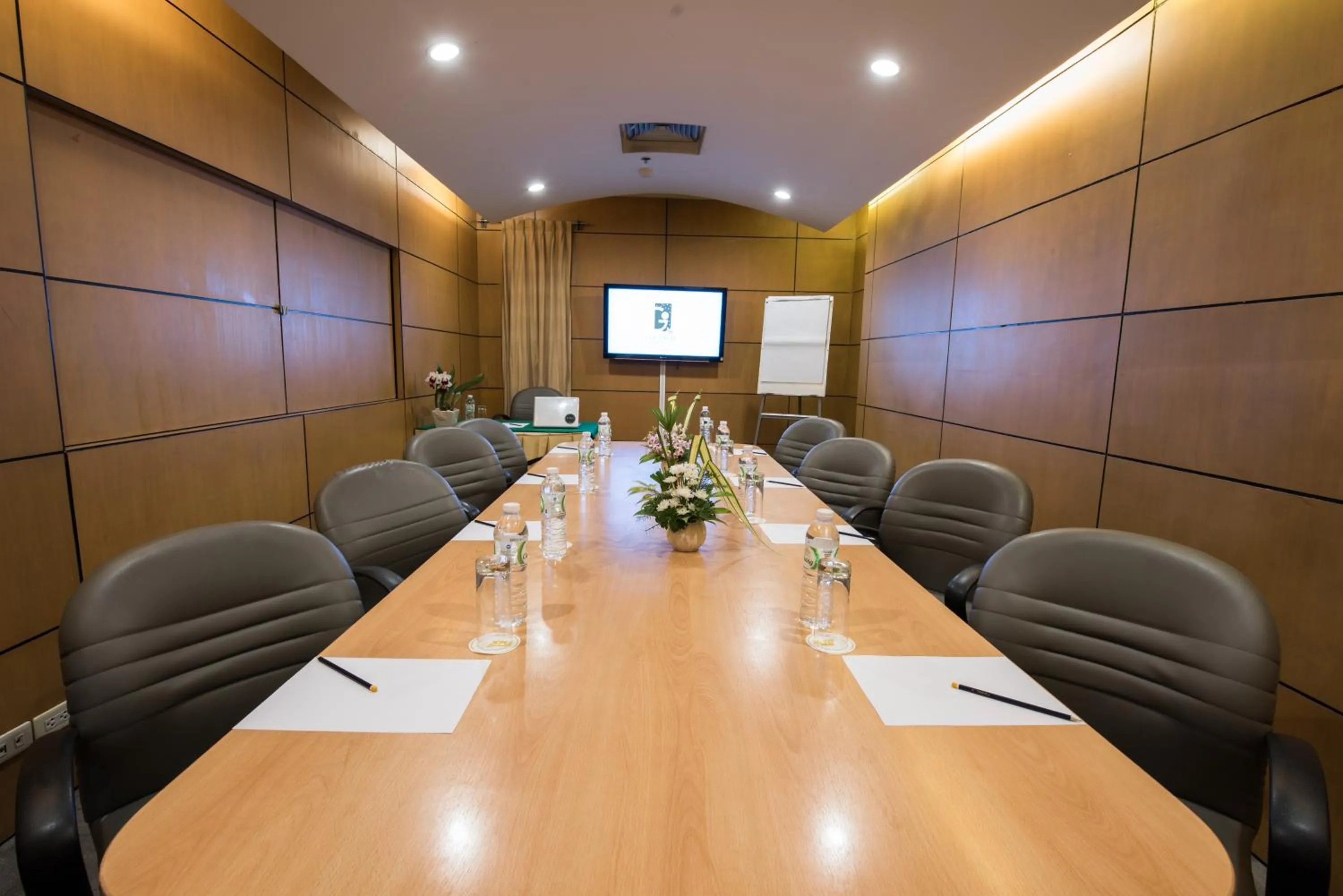 Gold Orchid Bangkok Hotel