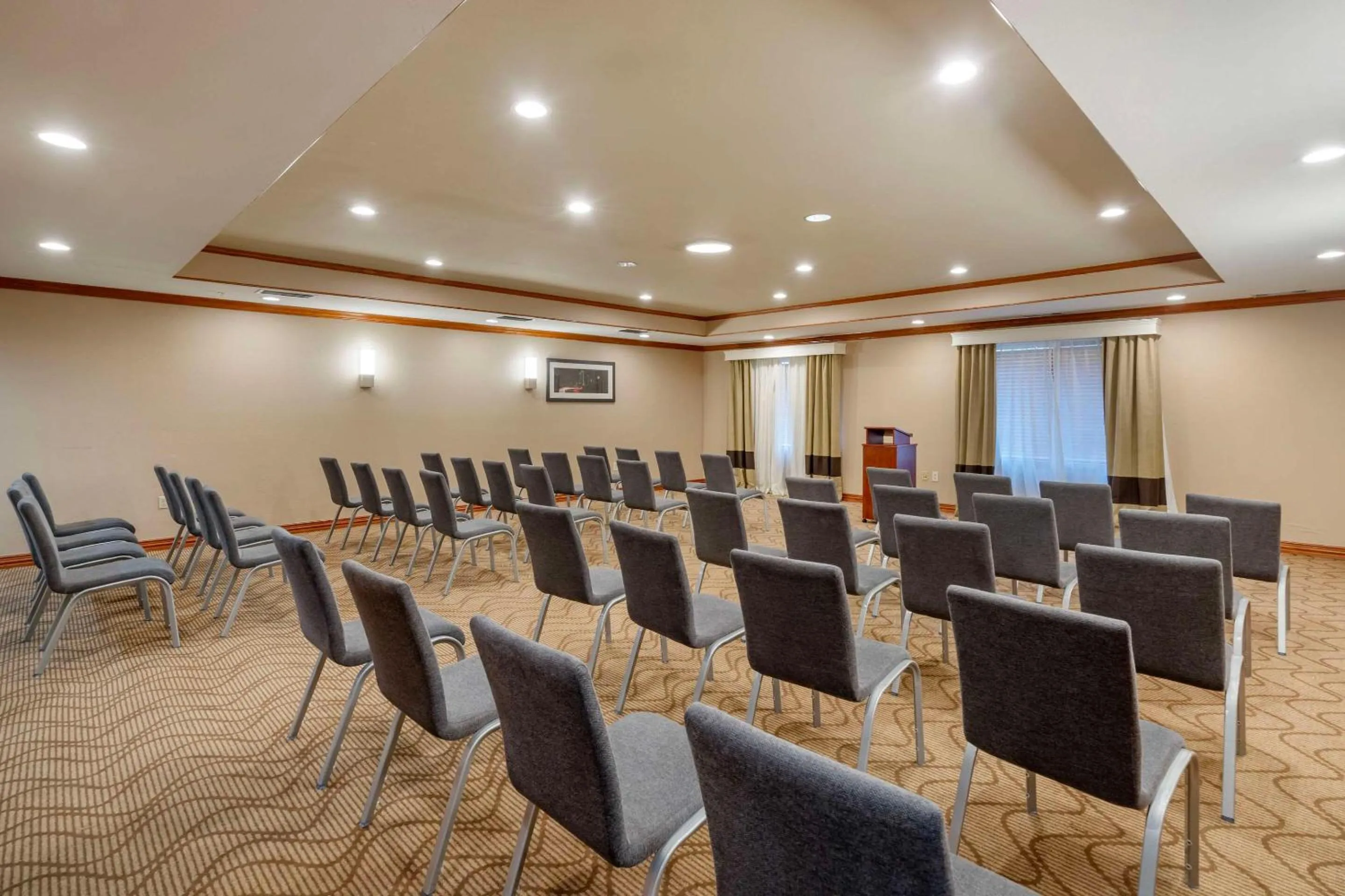 Meeting/conference room in Comfort Suites McKinney-Allen