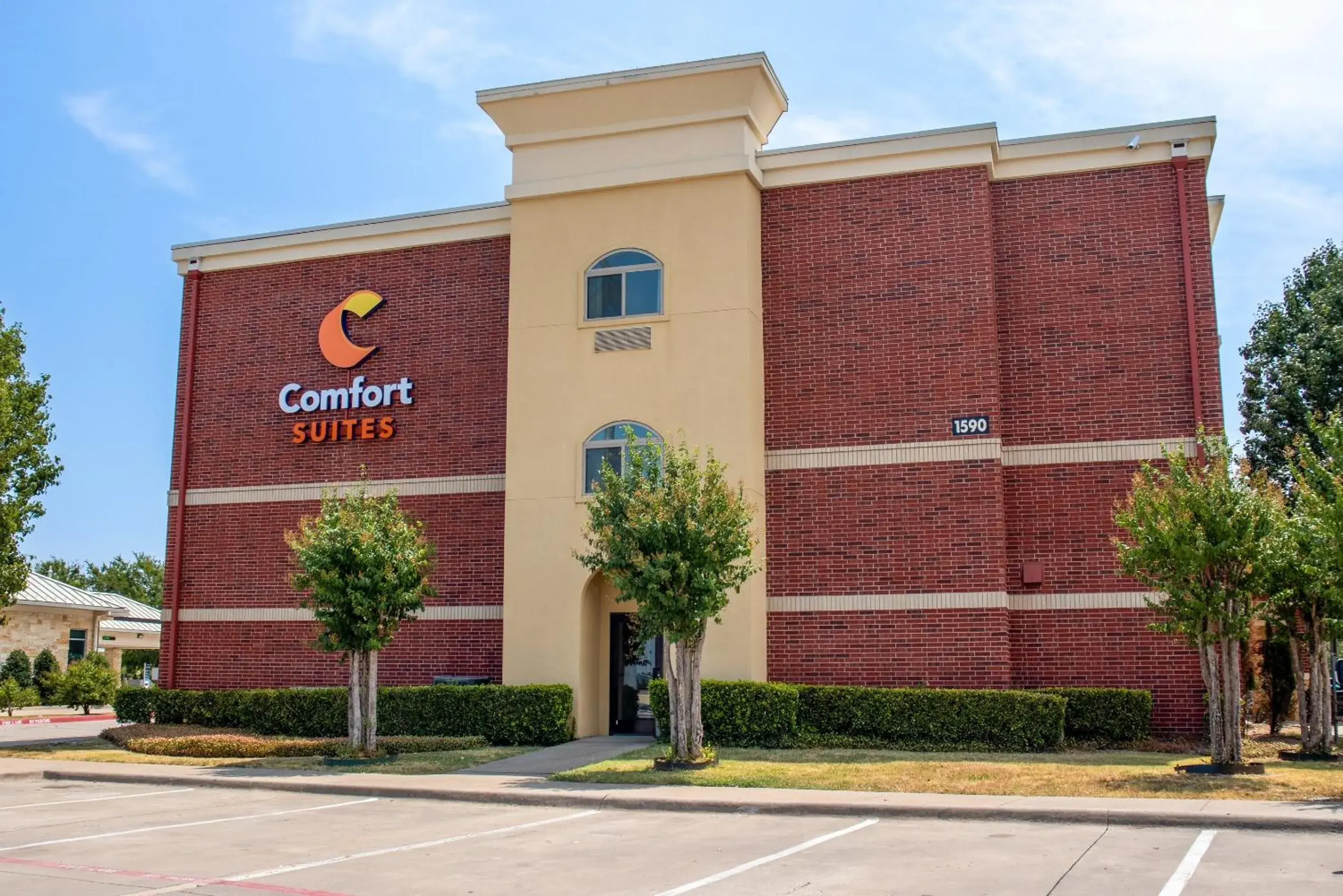 Property building in Comfort Suites McKinney-Allen Property building in Comfort Suites McKinney-Allen