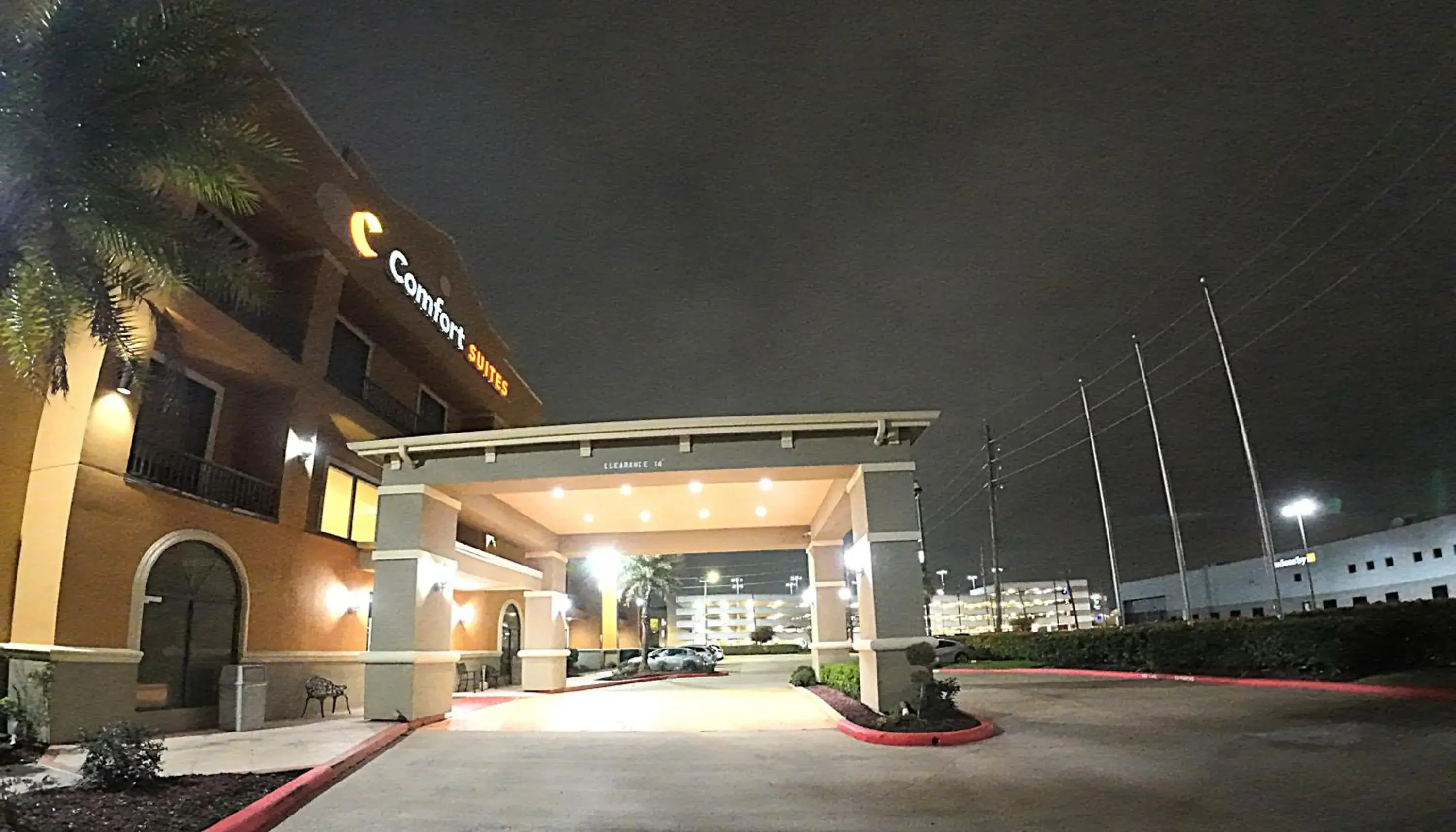 Property building in Comfort Suites Westchase Houston Energy Corridor Property building in Comfort Suites Westchase Houston Energy Corridor